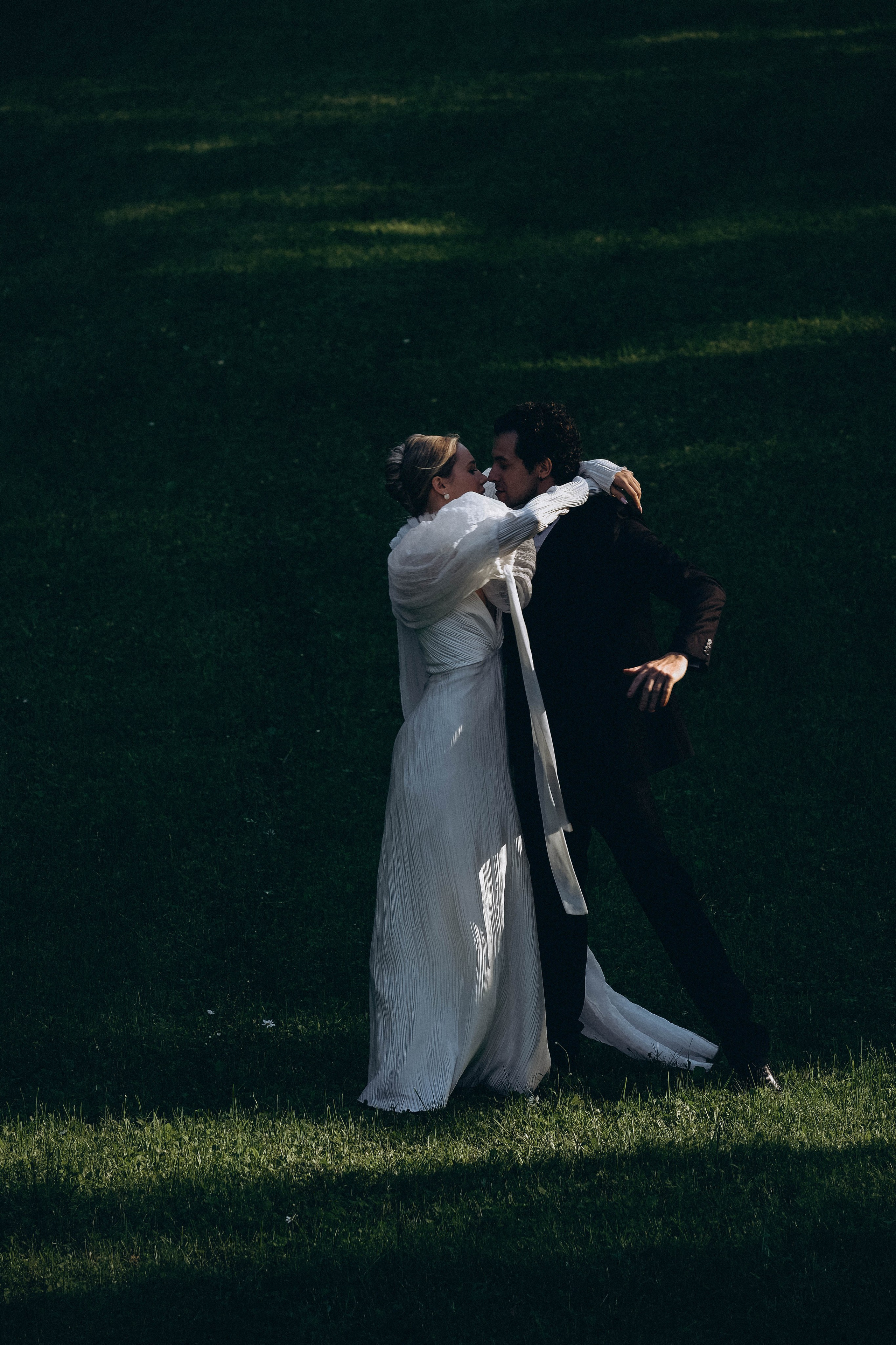 СВАДЕБНАЯ СЬЕМКА В ПАРКЕ ОРАНИЕНБАУМ. Профессиональный фотограф, Санкт-Петербург — Виктория Богомолова