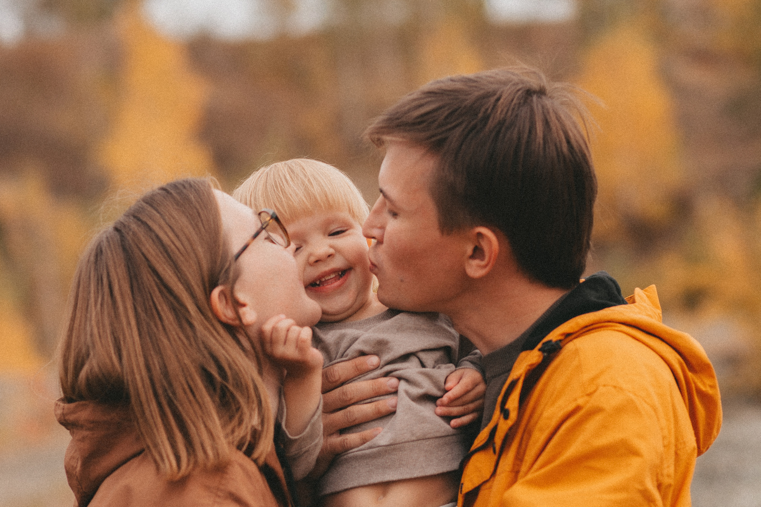 Семейные фотосессии на улице. Семейный фотограф в Челябинске Юлия Смолина