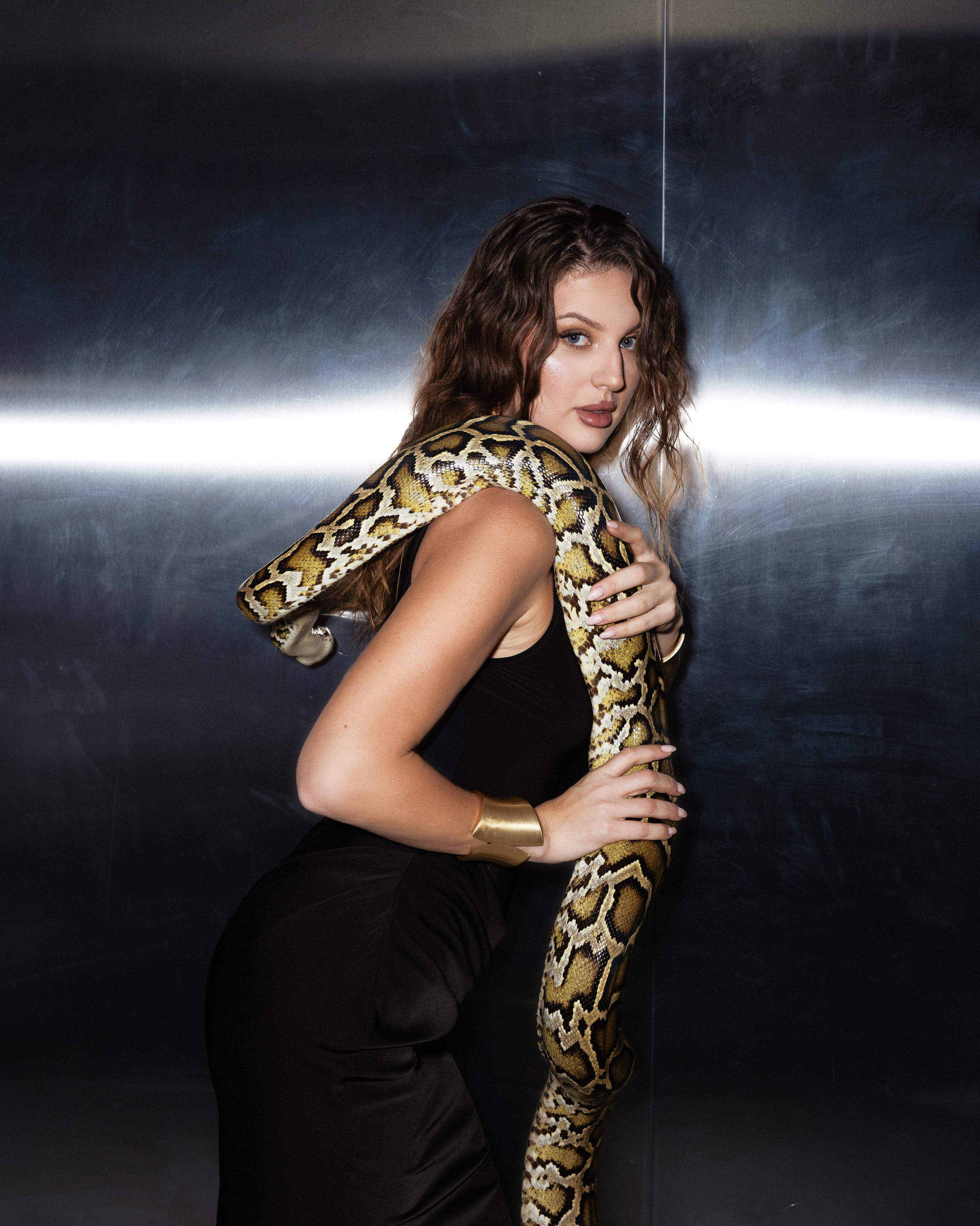 Со змеей. Фотограф и контент-maker Диля Голубникова | Москва