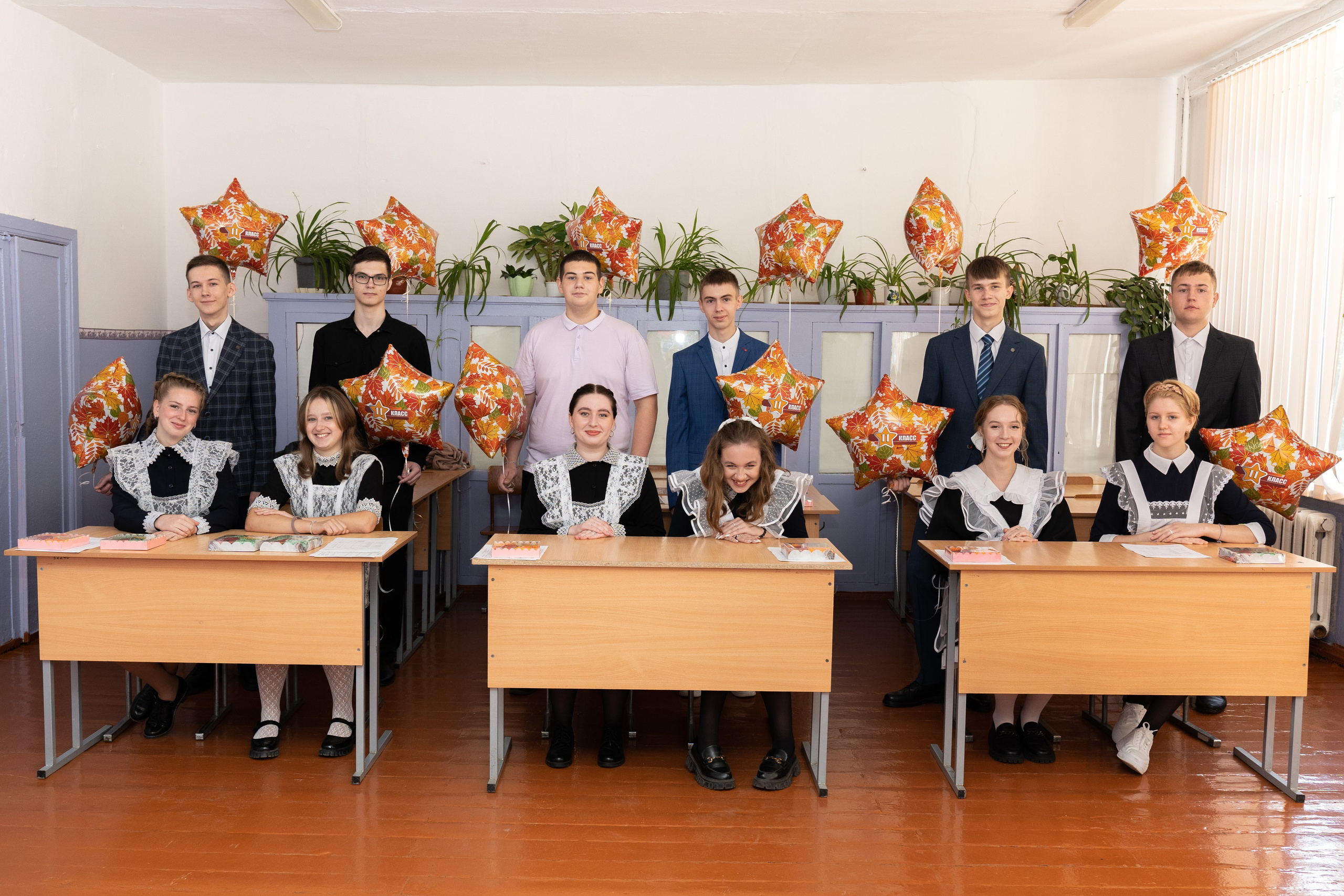 СШ № 1 Седельниково 11класс 2024 г. Фотограф и видеограф Павел Серобабов