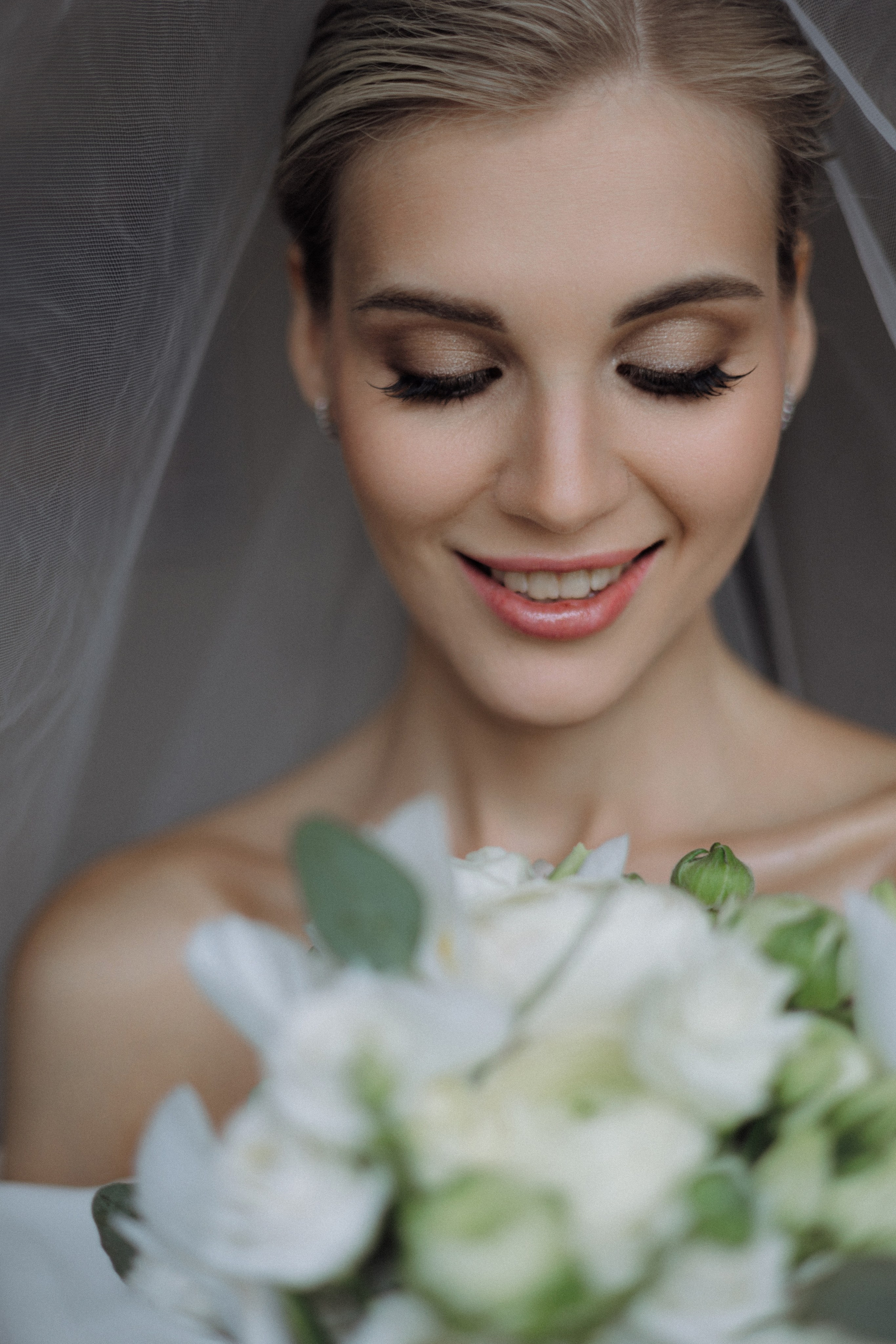 Свадебная фотосессия на стадионе Спартак. Свадебный фотограф в Москве. свадебная фотосессия Москва. Фотограф в Москве Валерия Рожкова