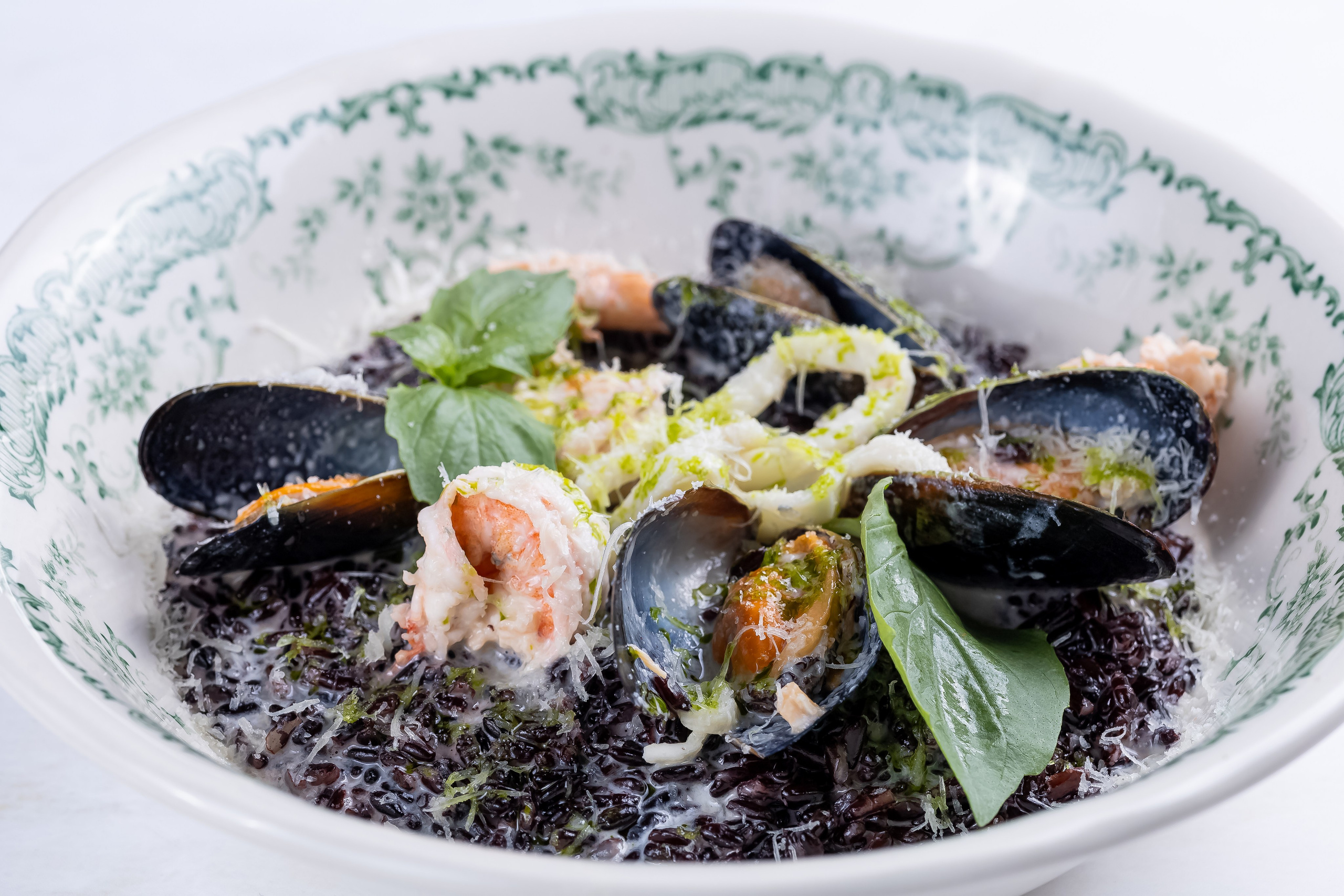 Съемка для онлайн меню и соцсетей Dio Grand Cafe. Рекламный фуд фотограф и видеограф в Астане Алина Лысенко