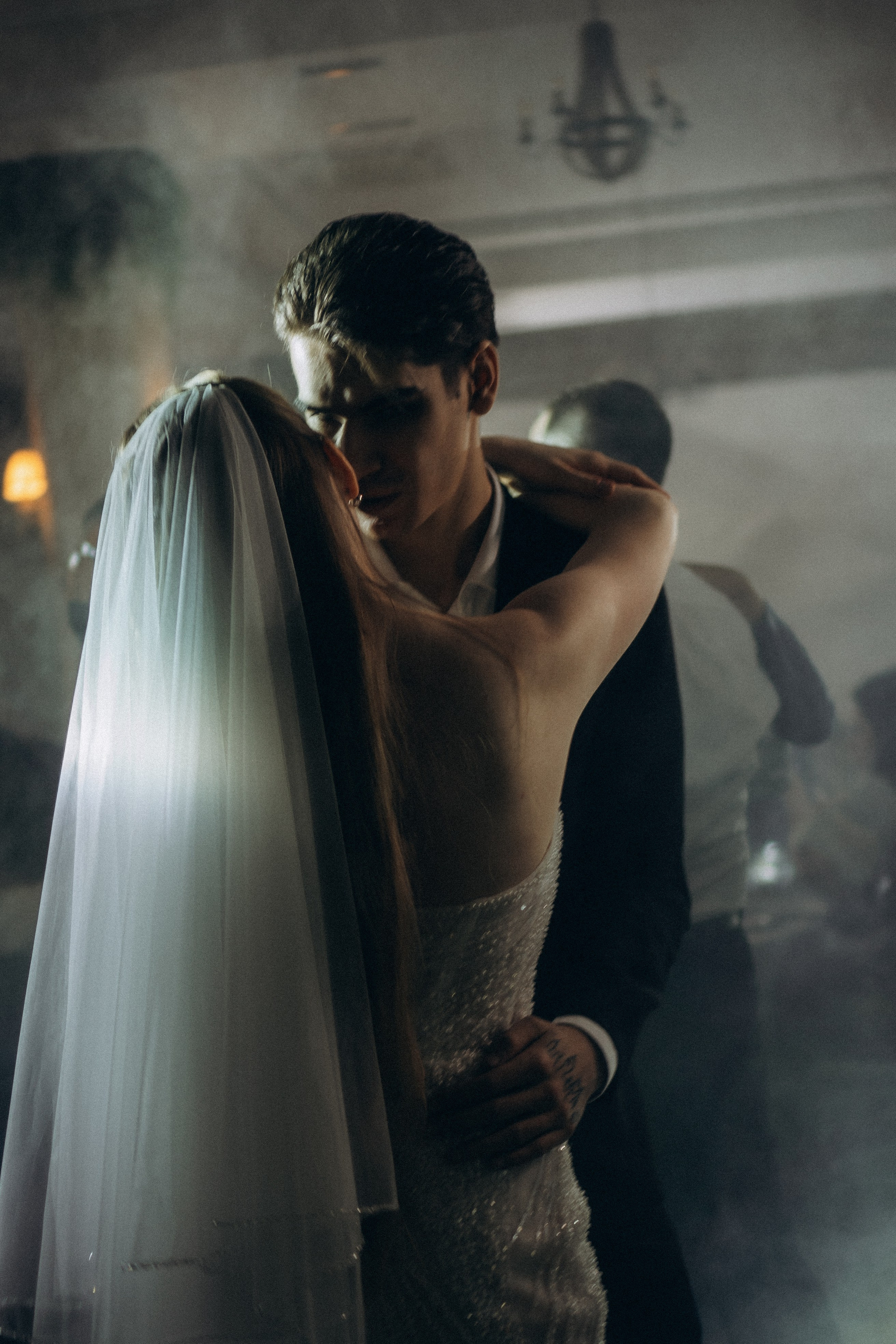 СВАДЕБНАЯ СЬЕМКА СБОРОВ В ОТЕЛЕ И ВЫЕЗД НА ЦЕРЕМОНИЮ (СНЯТО В СИБИРЕ В НИЖНЕВАРТОВСКЕ). Профессиональный фотограф, Санкт-Петербург — Виктория Богомолова