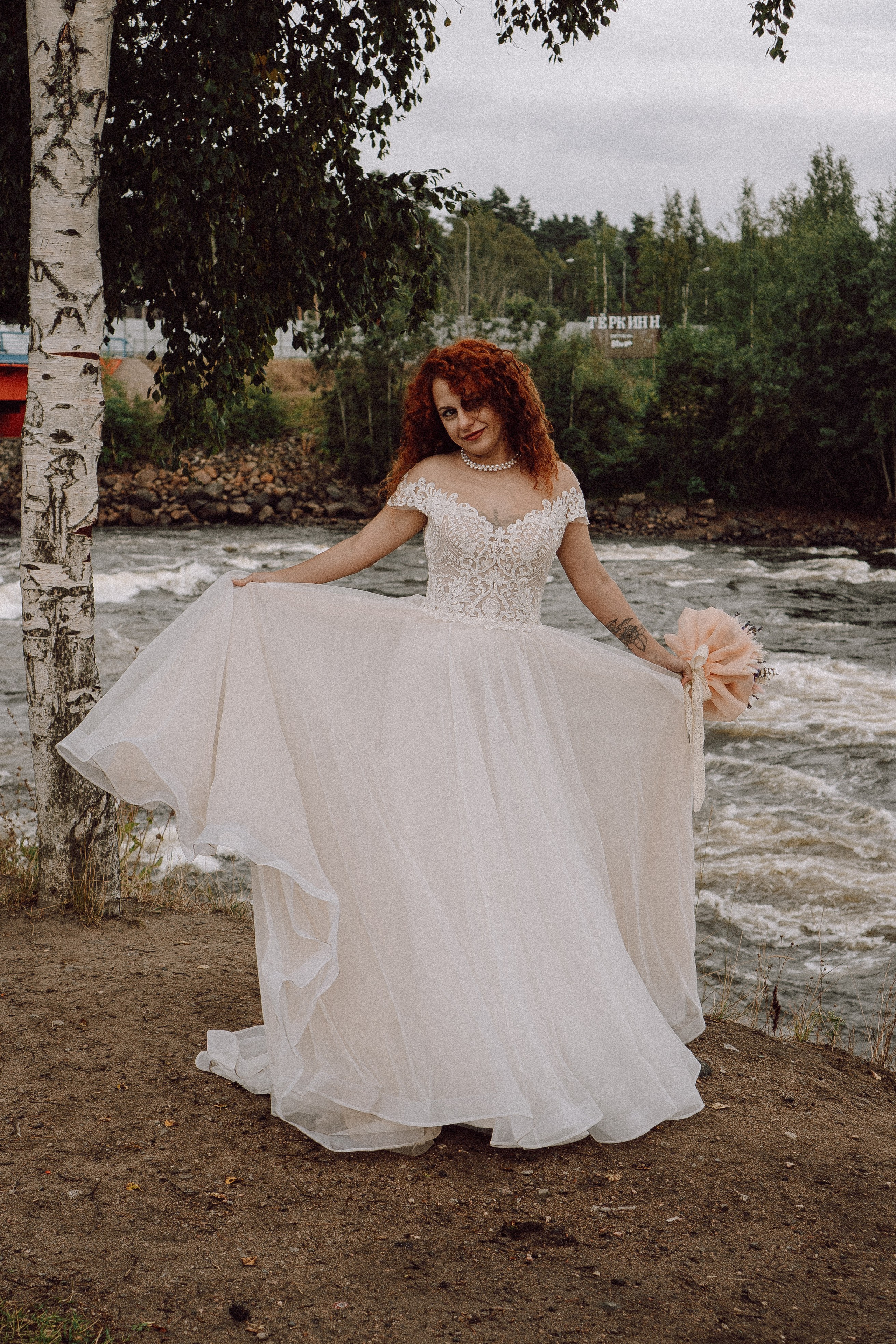 СВАДЕБНАЯ ФОТОСЕССИИЯ ПАРЫ В ГОРОДЕ ПРИОЗЕРСК В СОСНОВОМ ЛЕСУ И С ПИКАПОМ. Профессиональный фотограф, Санкт-Петербург — Виктория Богомолова