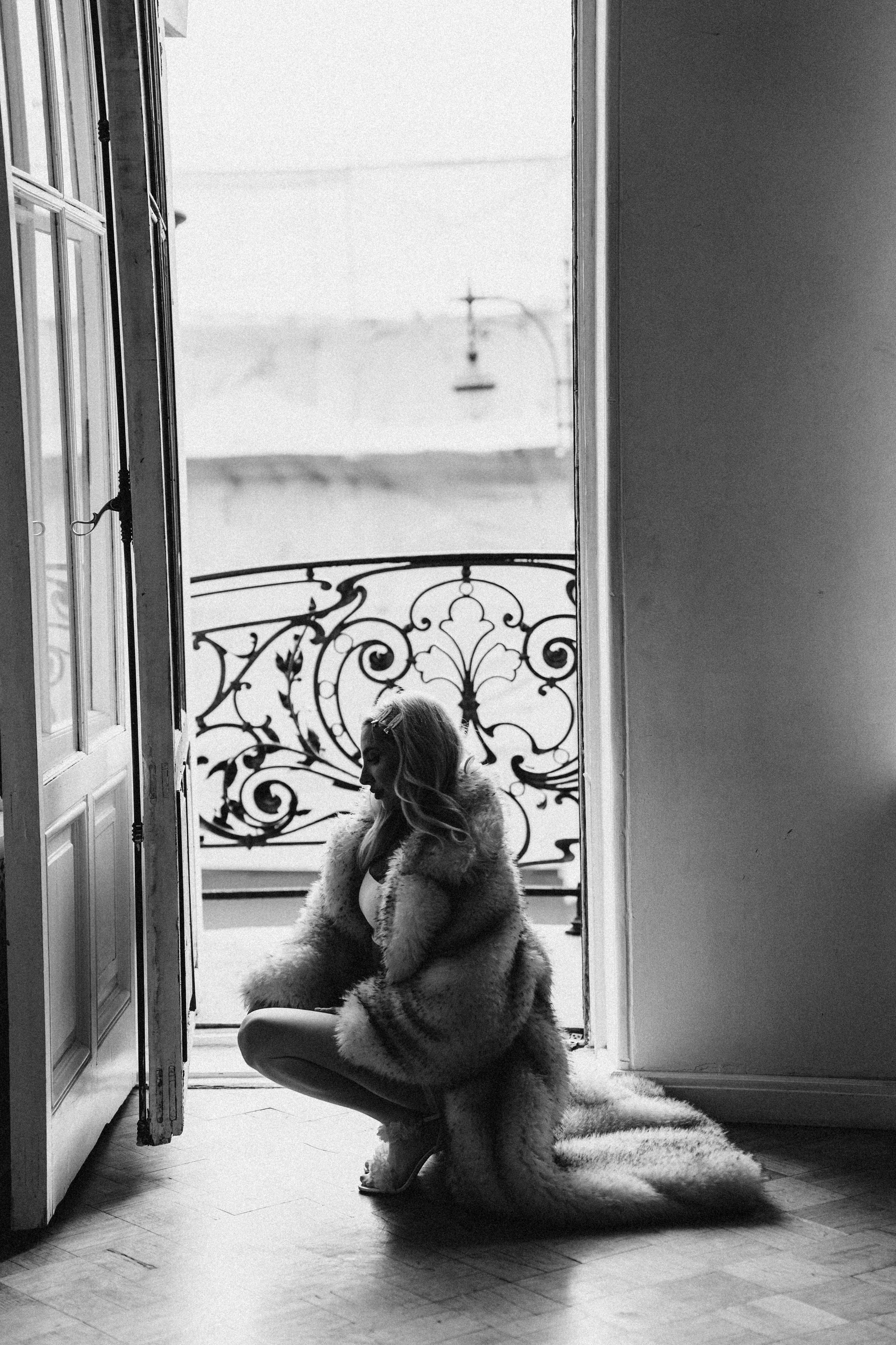 МИНИМАЛИЗМ В СТУДИИ НА ЧЕРНЫШЕВСКОЙ В СТУДИИ С БАЛКОНОМ. Профессиональный фотограф, Санкт-Петербург — Виктория Богомолова