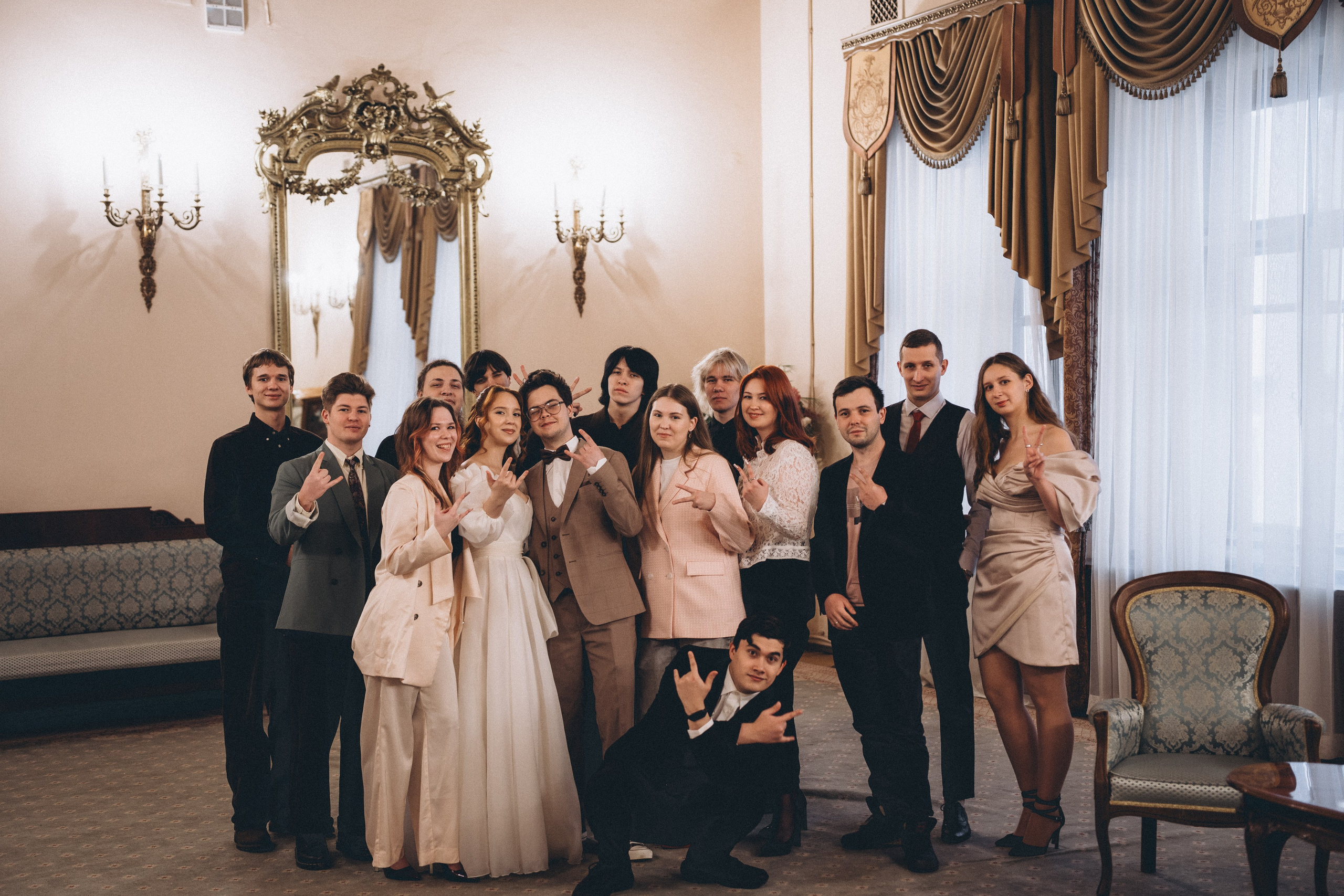 СВАДЕБНАЯ СЬЕМКА ВО ВТОРОМ ДВОРЦЕ С ГОСТЯМИ И ПРОГУЛКА В ТАВРИЧЕСКОМ САДУ. Профессиональный фотограф, Санкт-Петербург — Виктория Богомолова