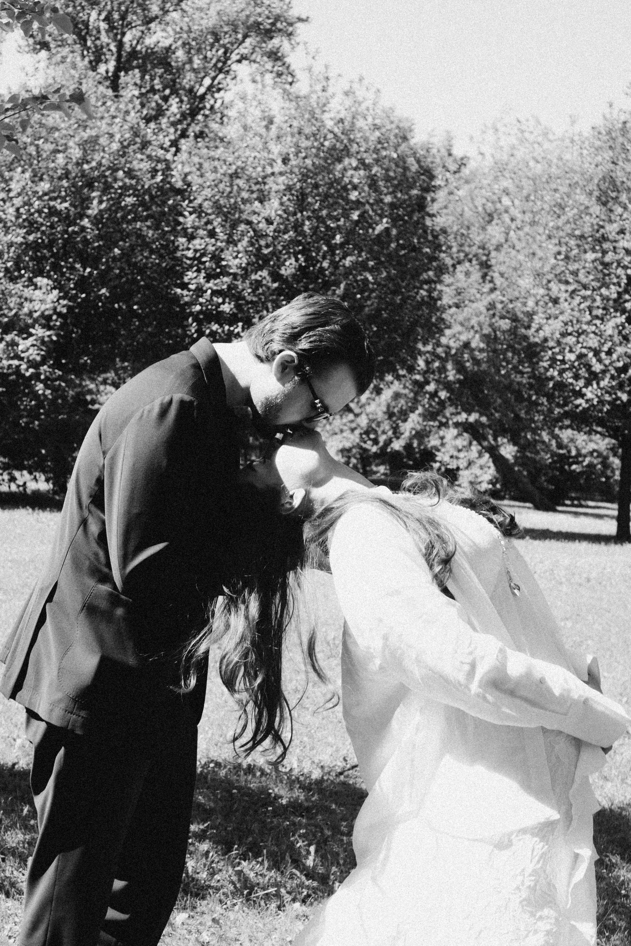 СВАДЕБНАЯ СЬЕМКА В ПАРКЕ ПОБЕДЫ И ПРОГУЛКА ПО МОСКОВСКОМУ ПРОСПЕКТУ. Профессиональный фотограф, Санкт-Петербург — Виктория Богомолова