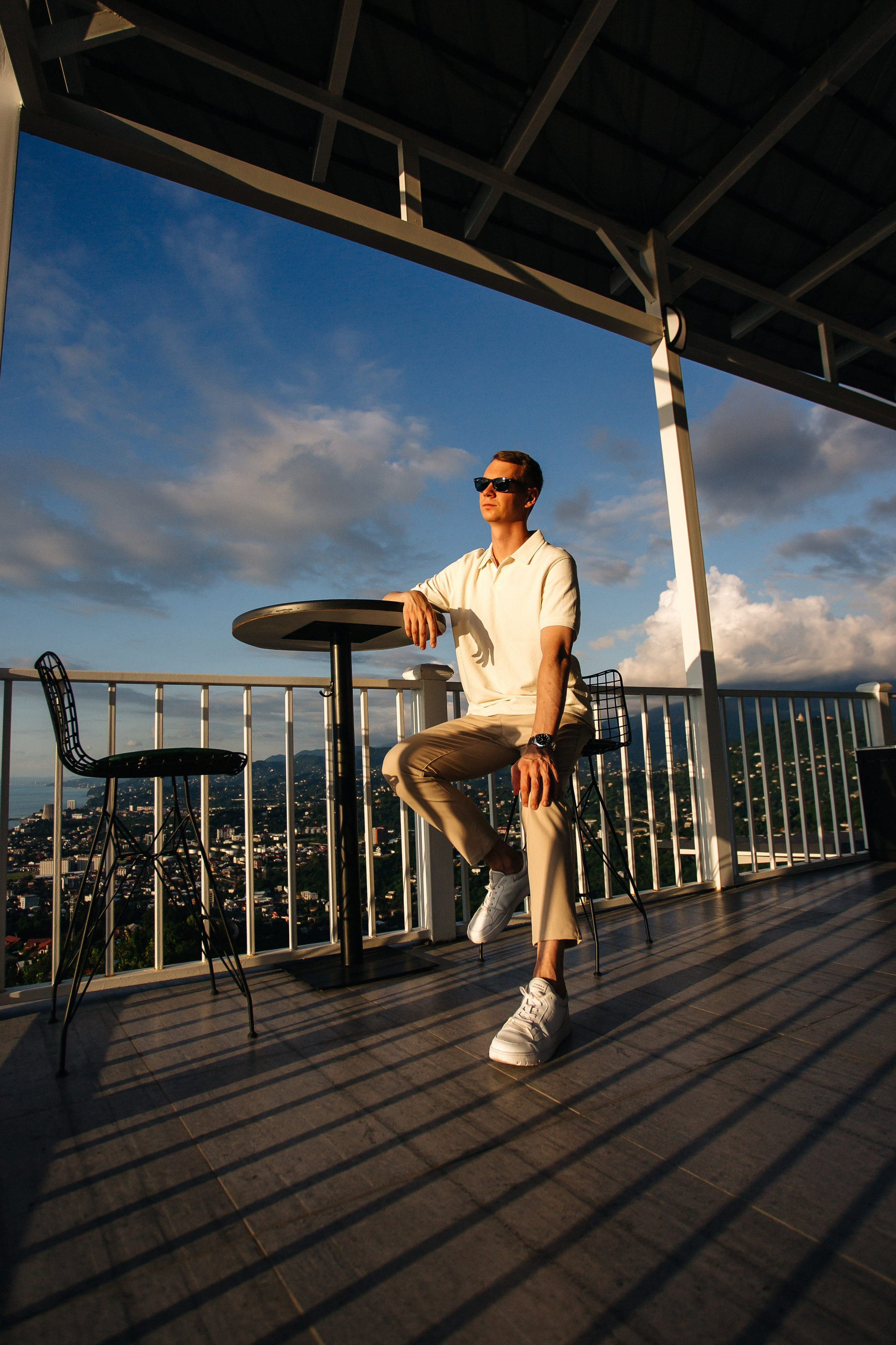 Алексей. Фотосессия в отеле и в горах. Фотограф Батуми | Lera Rawlick