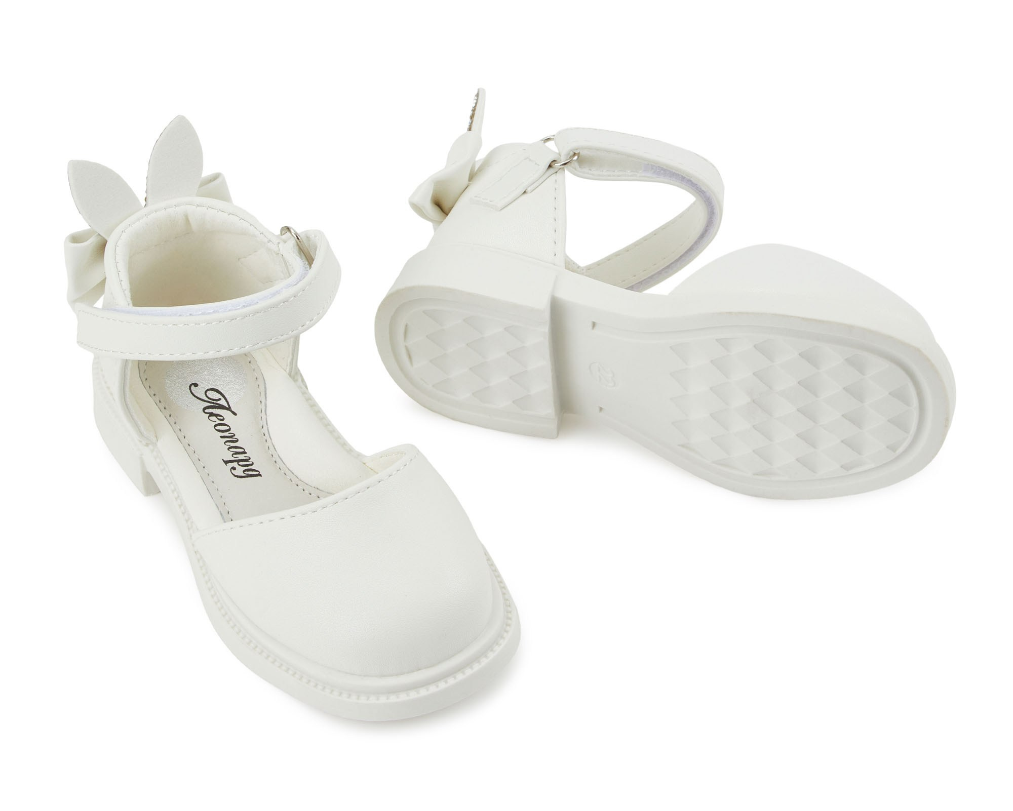 Обувь. Предметный фотограф Москва l Московская область Юрий Козырев