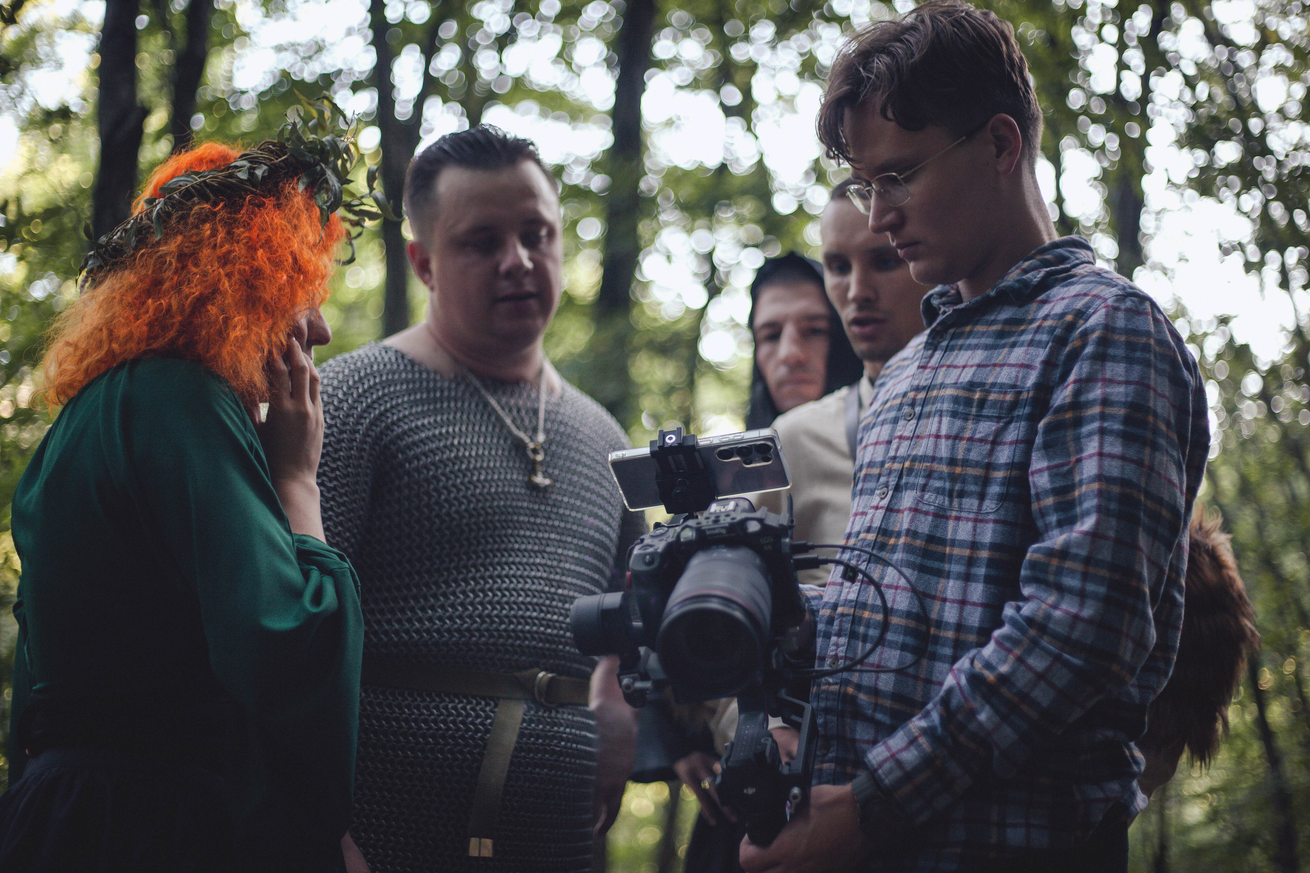 Клип. Уличный фотограф Города N