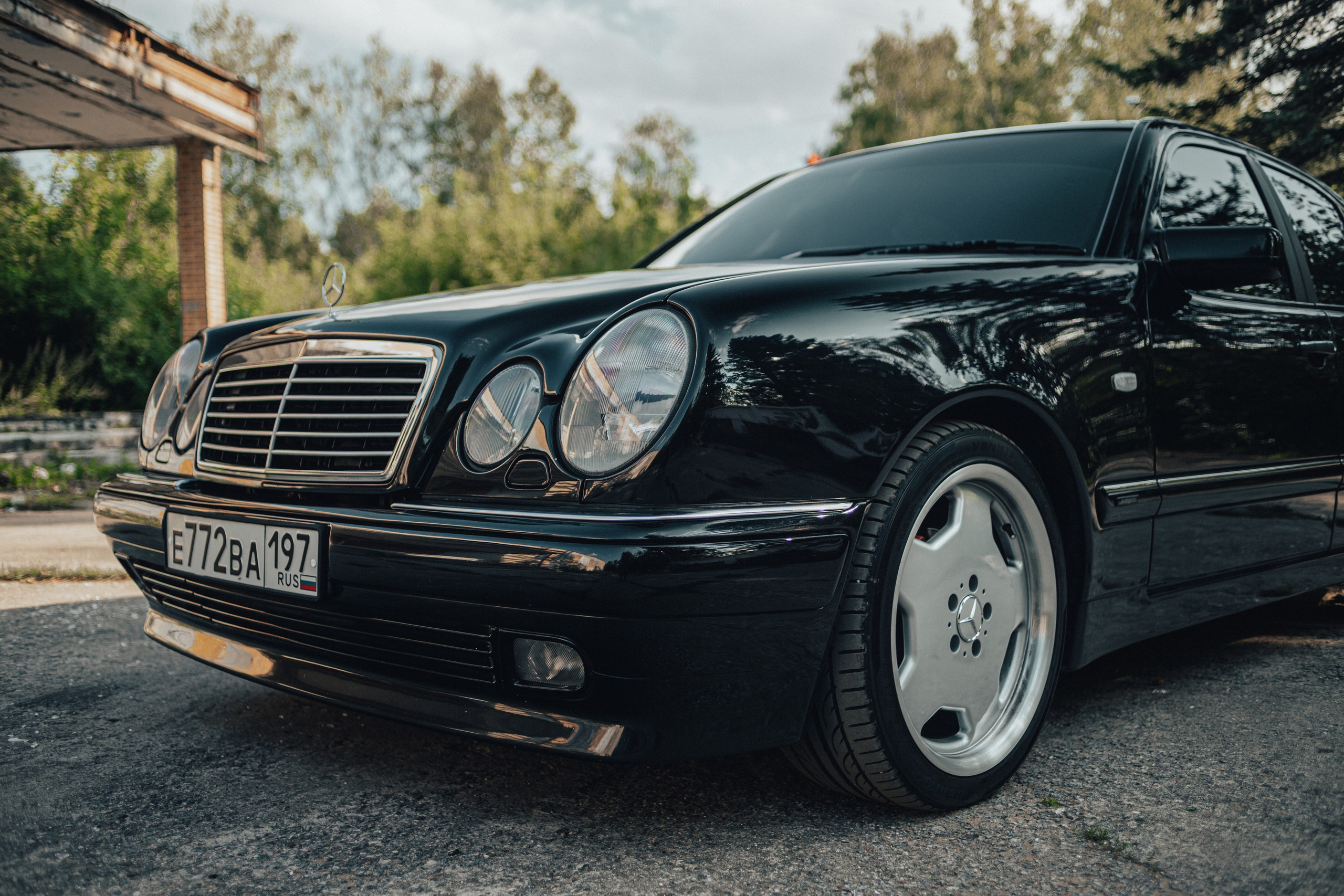 Mercedes W210. Автомобильный фотограф в Москве Андрей Емельянов