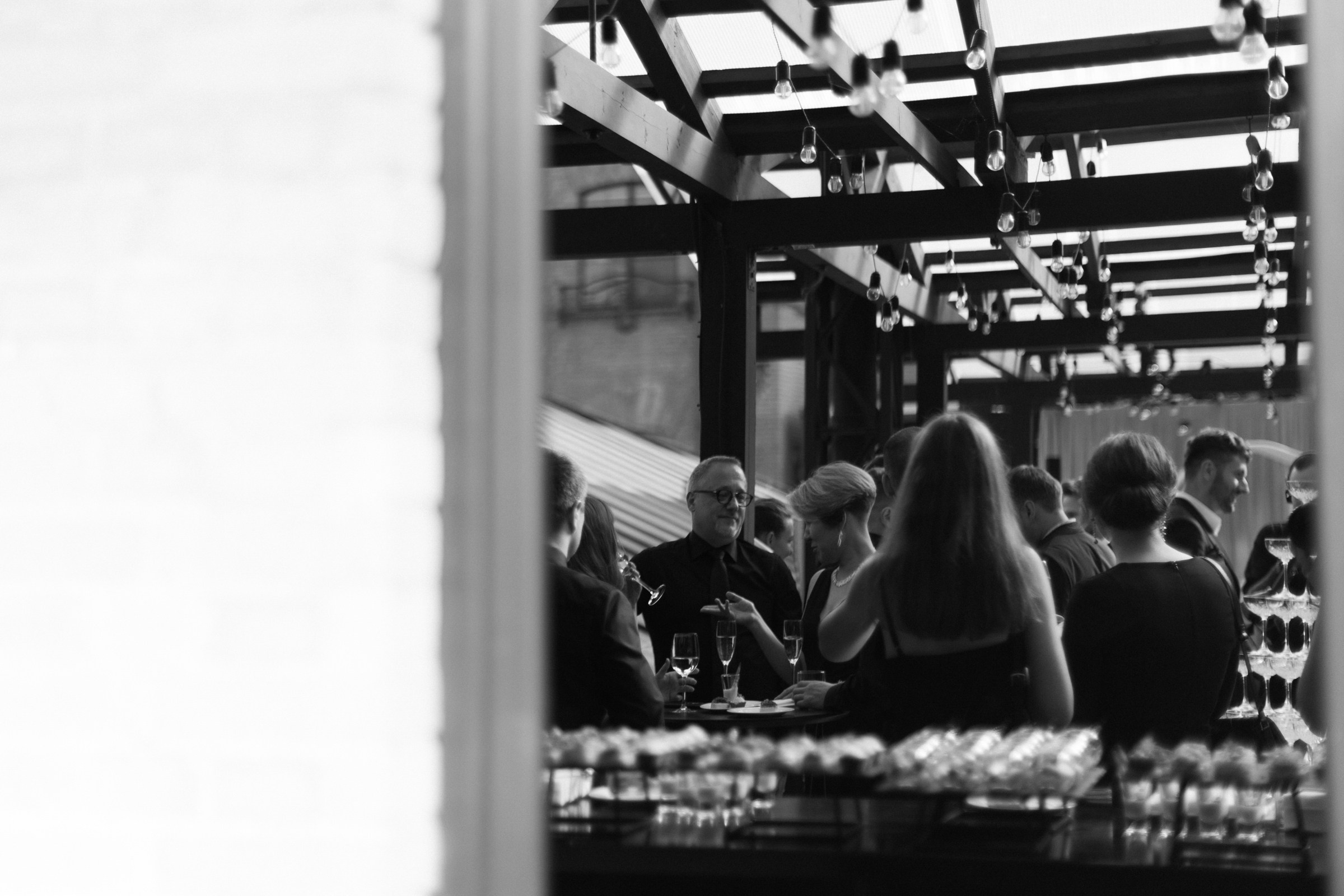 Собираемся на свадьбу вместе с фотосессией для двоих на утренние сборы. Свадебный, репортажный и портретный фотограф Сочи, Краснодар. Александра Зайцева