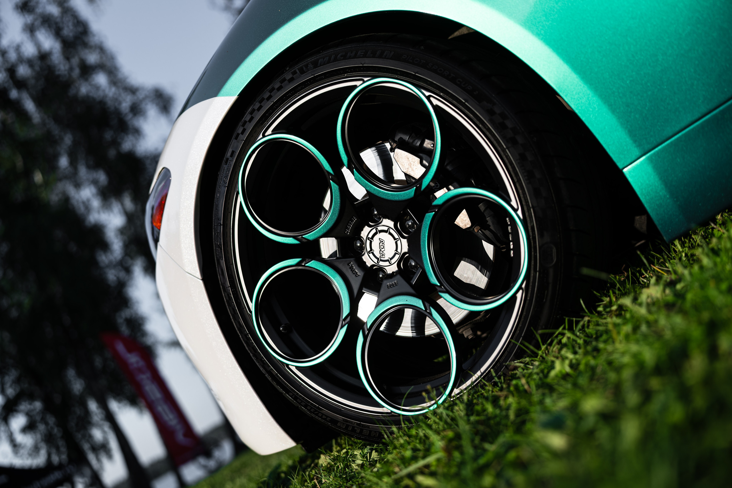 Tuning Open Fest 2025. Авто и мотоспорт — фотограф Антон Медведев iCoguar