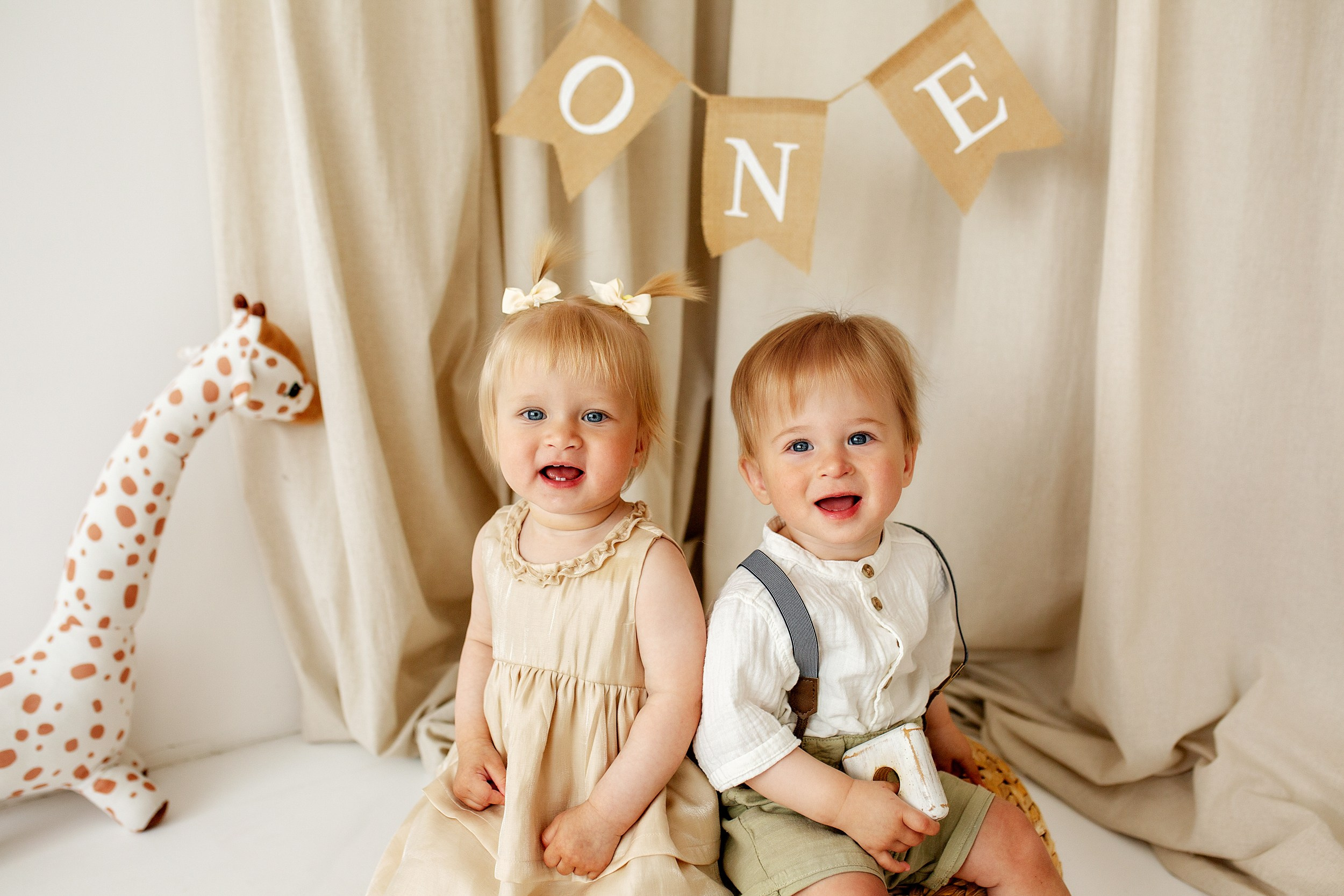 ВАРЯ и ИЛЬЯ 1 год. Фотограф новорожденных Оксана Полевская