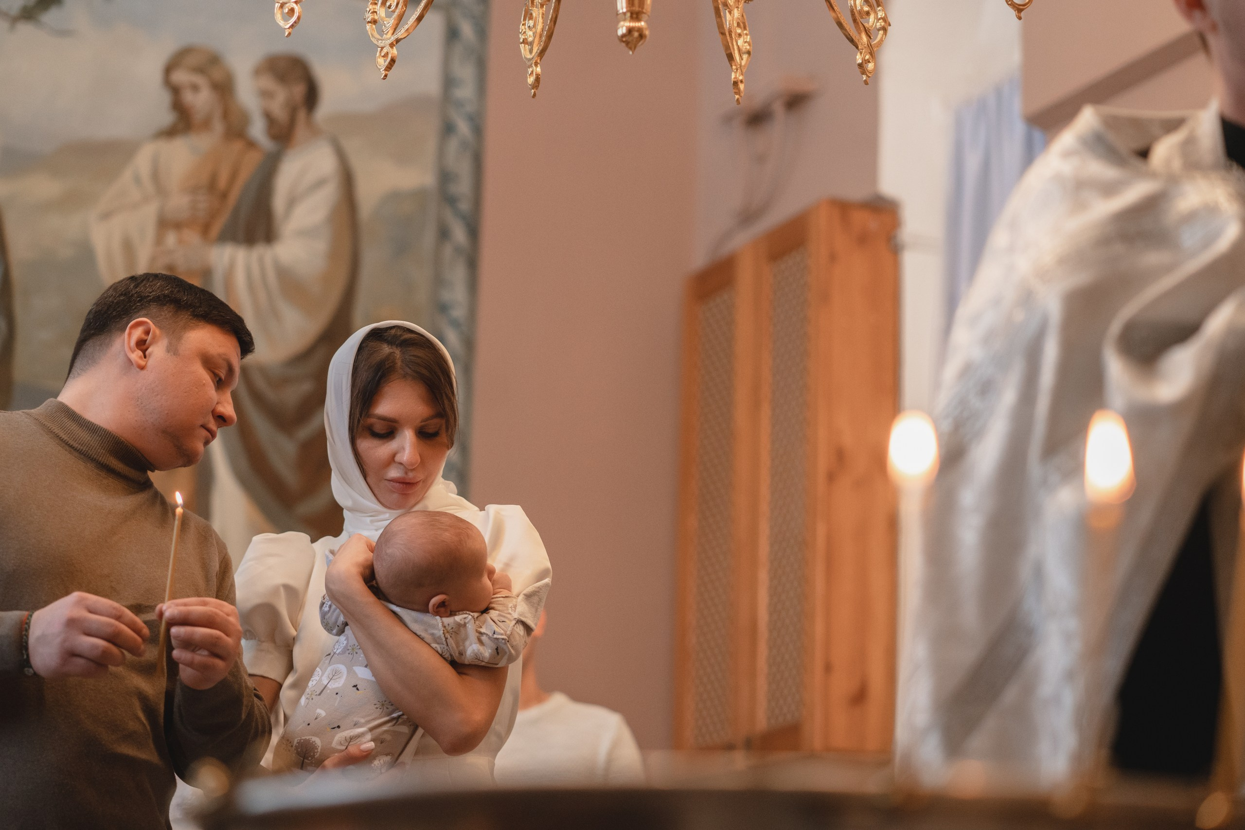 Андрей. Церковь Знамение в Аксиньино. Семейный фотограф в Москве Лилия Лебедева