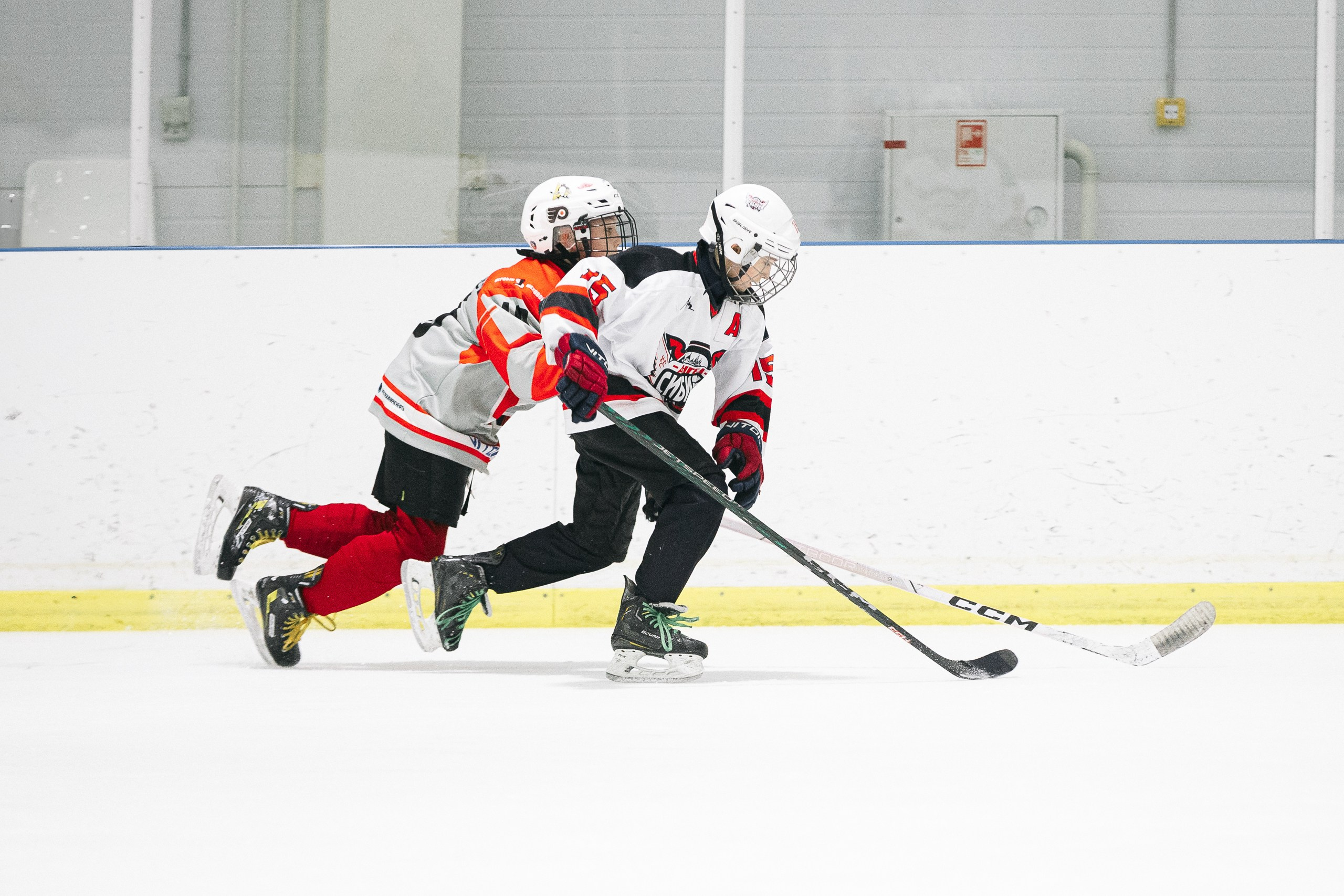 Первенство Тюмени по хоккею. MIG — студия спортивной фотографии Михаила Голянского