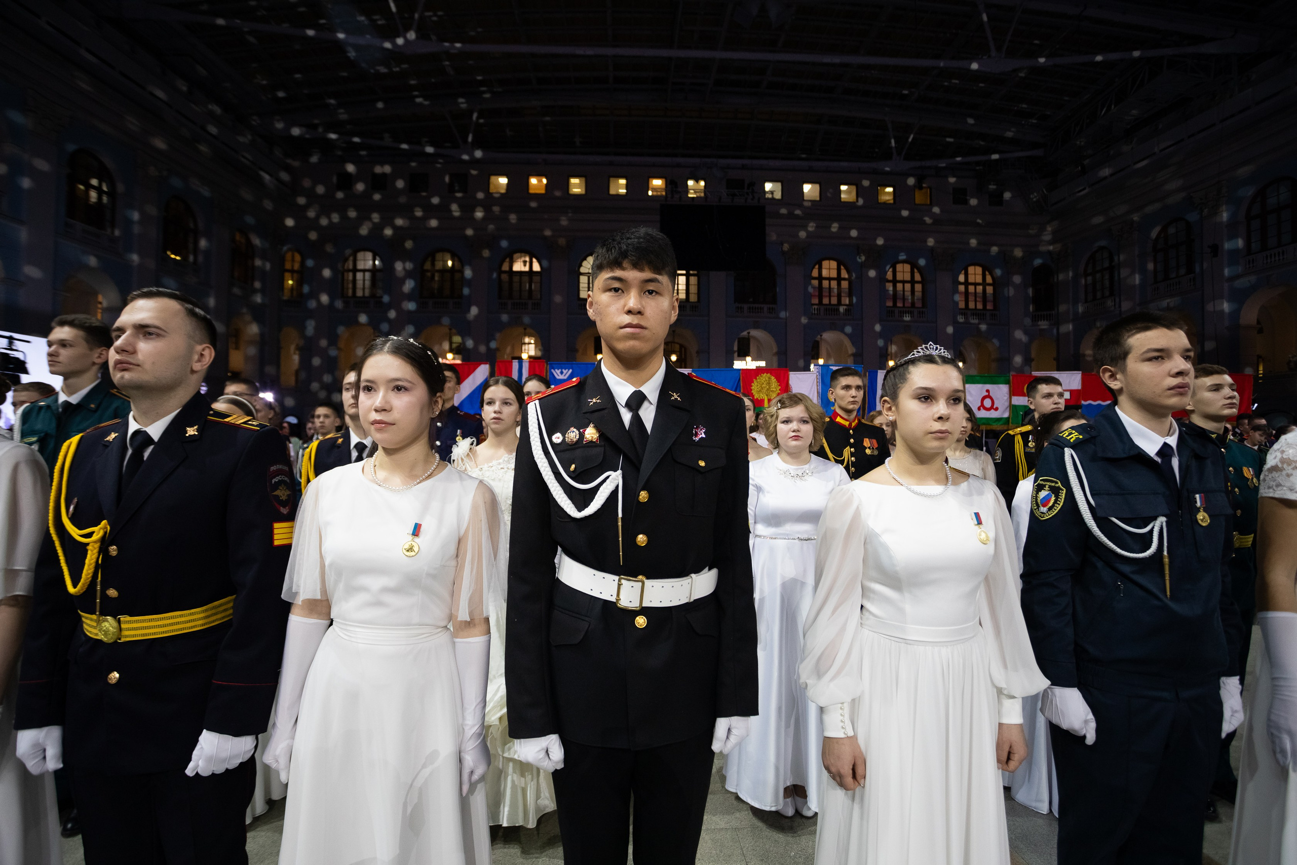 Кадетский бал. VICTOR SAPOZHNIKOV