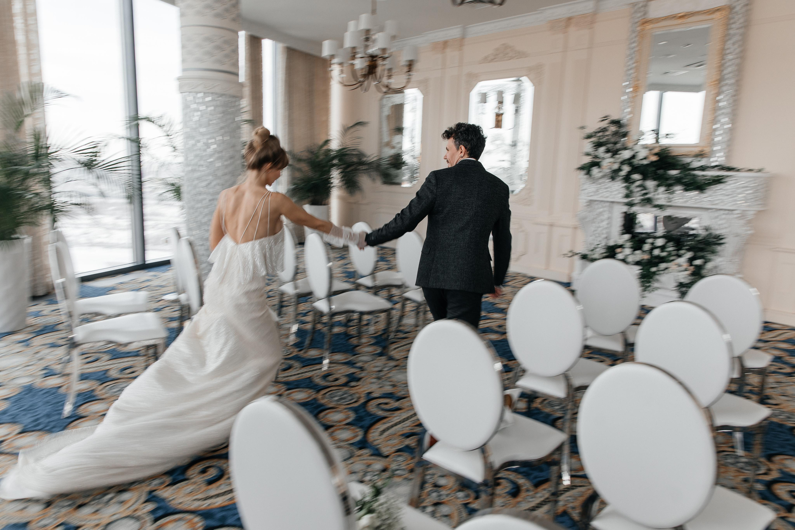 Антон и Полина. Свадебный фотограф Виктория