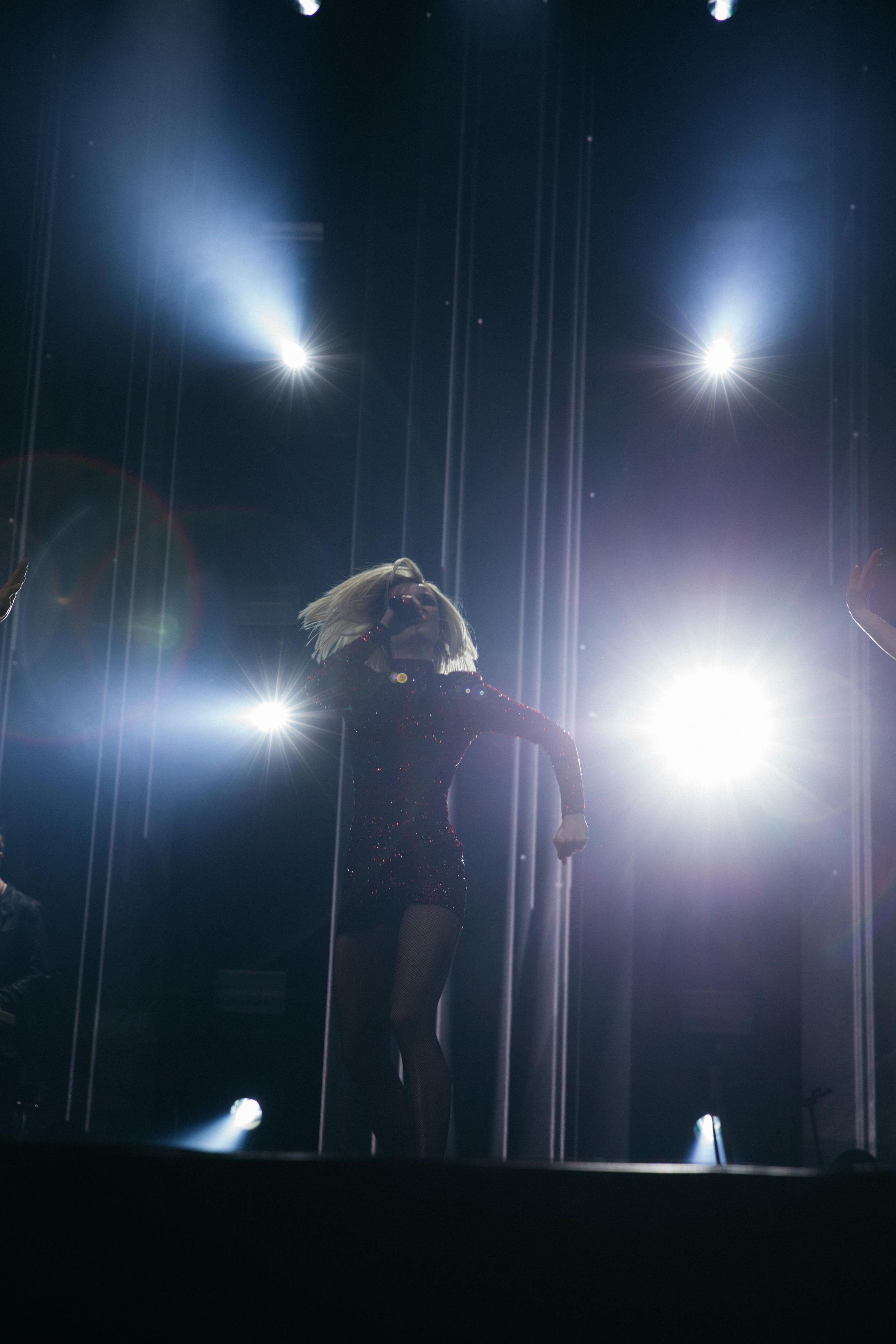 Полина Гагарина. Свадебный фотограф Виктория