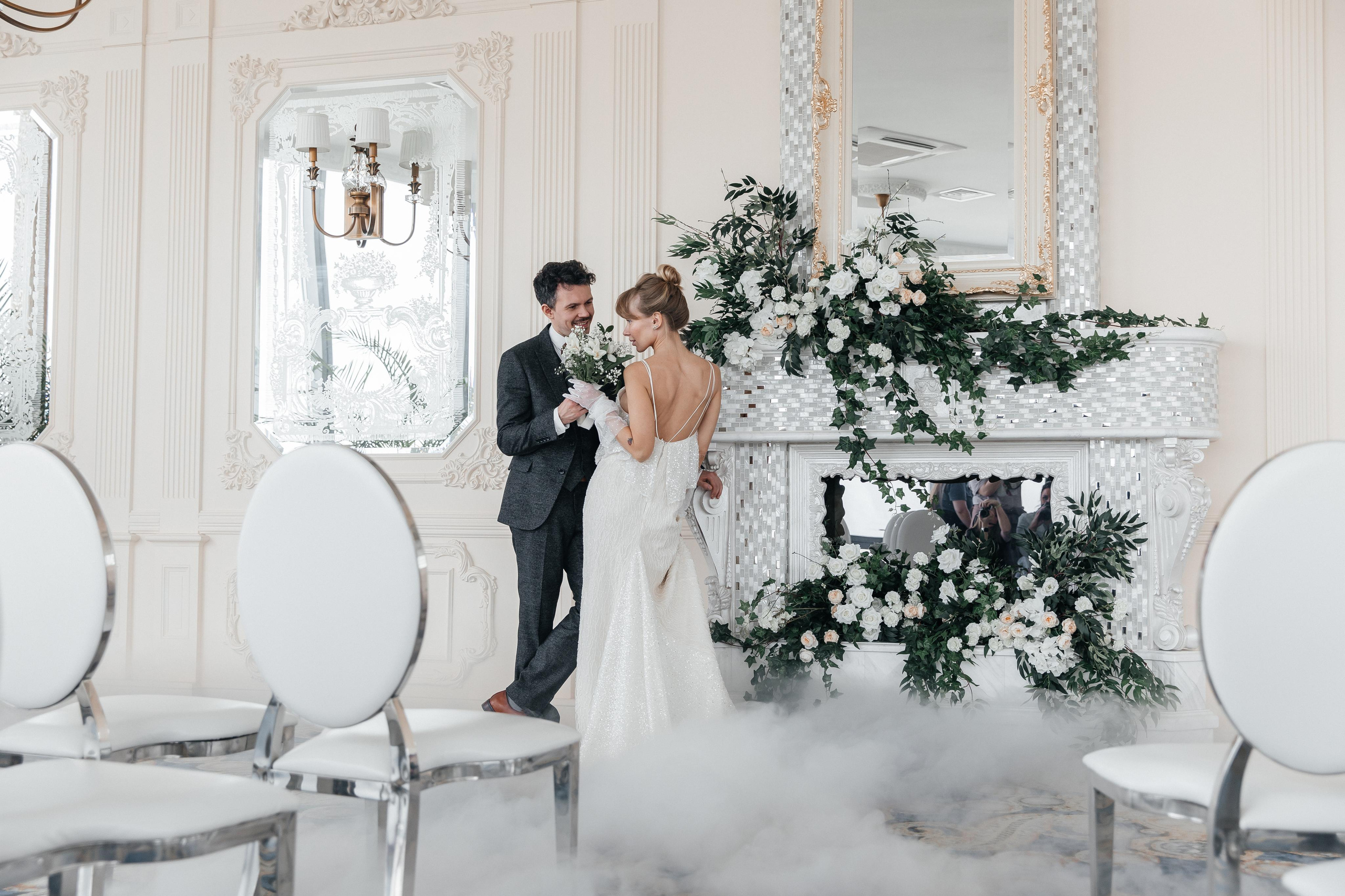 Антон и Полина. Свадебный фотограф Виктория