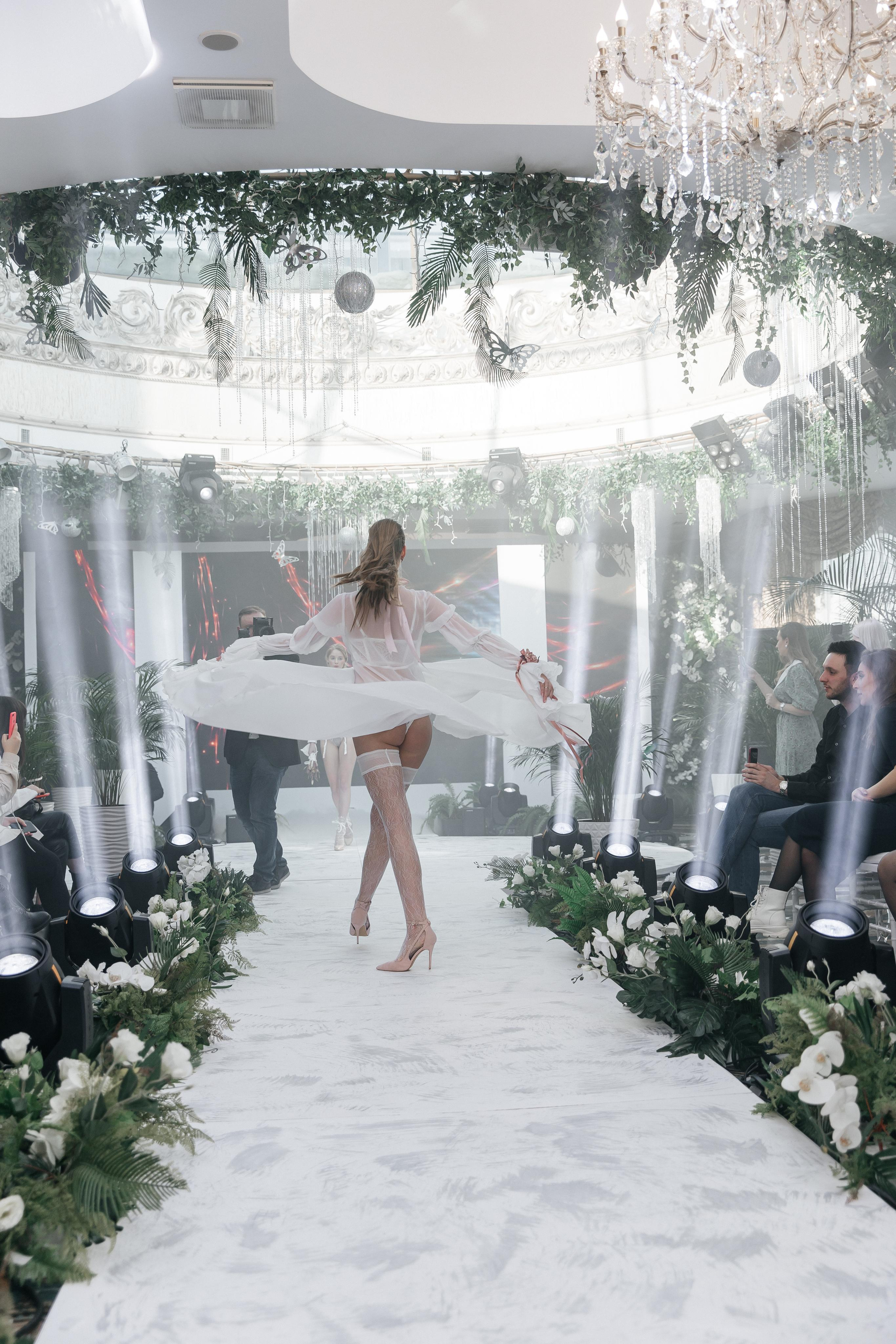 Показ Ave Wedding 2021. Свадебный фотограф Виктория