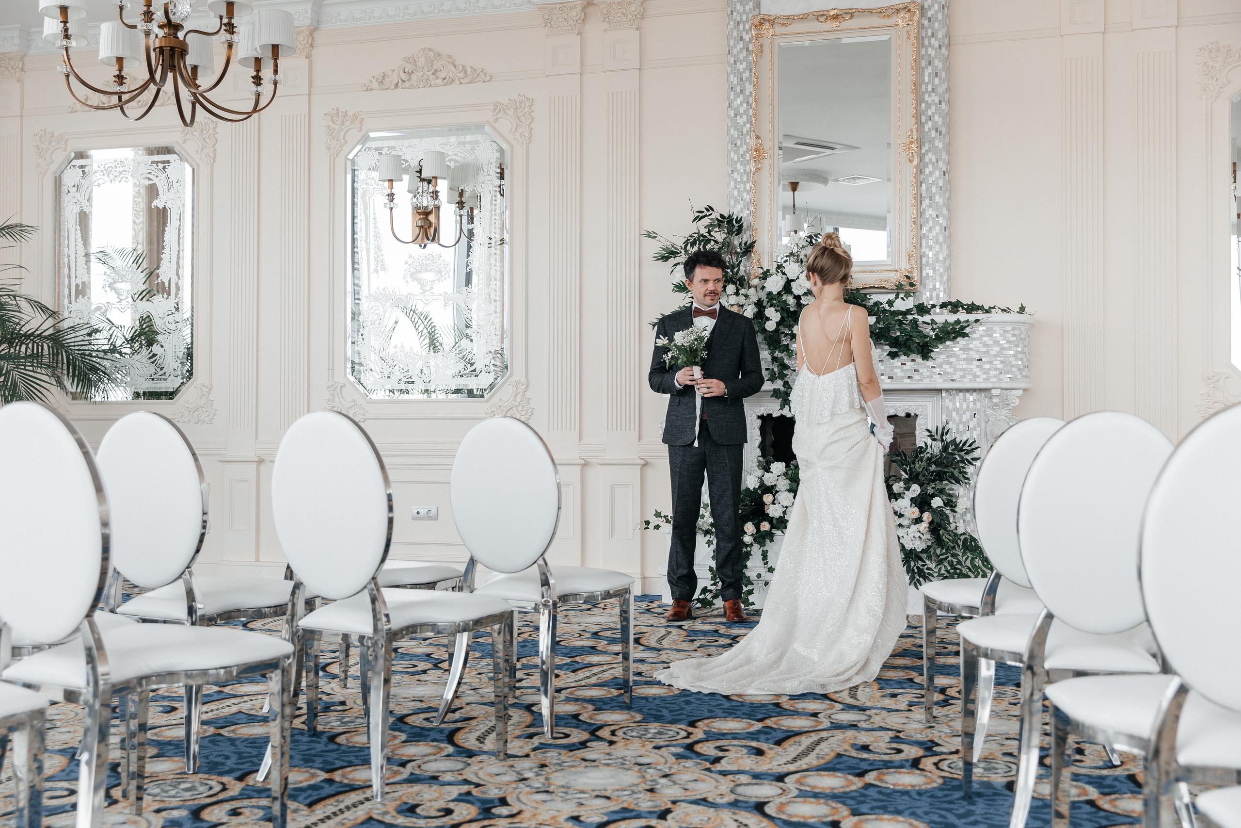 Антон и Полина. Свадебный фотограф Виктория