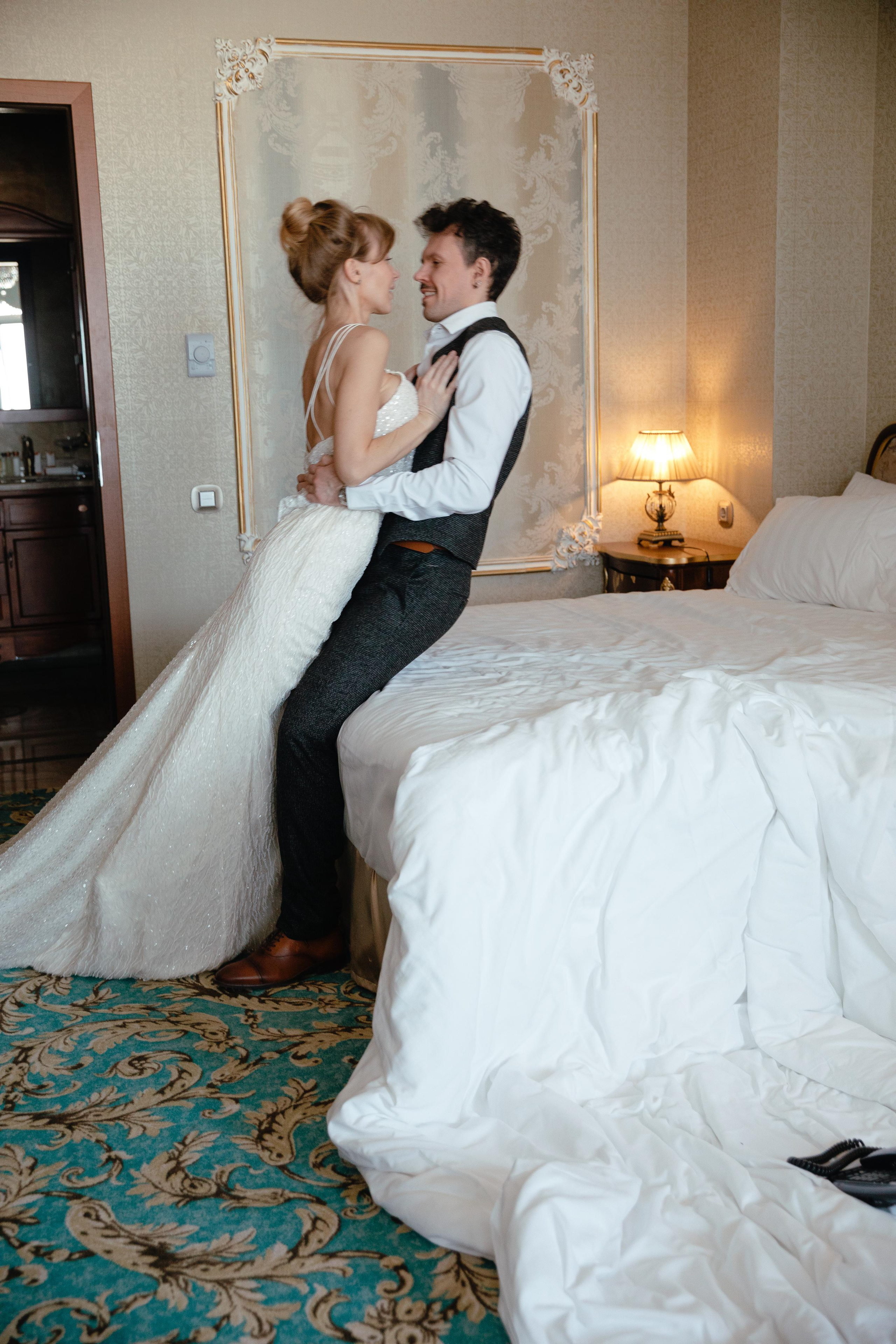 Антон и Полина. Свадебный фотограф Виктория