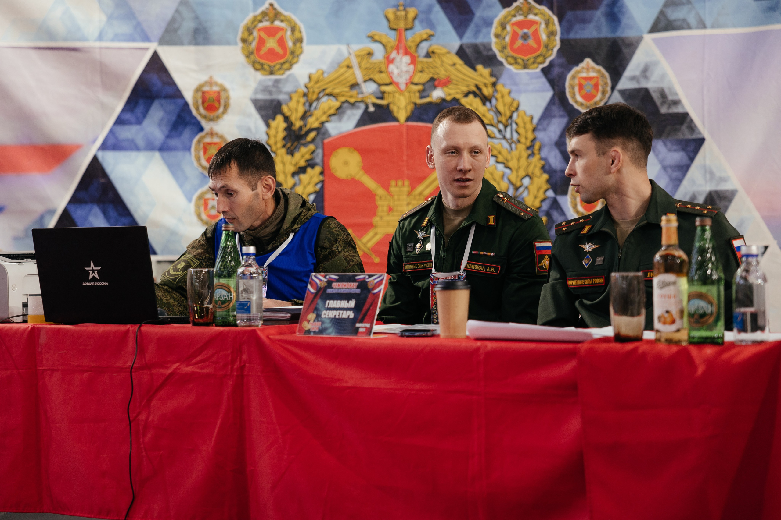 Манеж соревнования. Фотограф Крохин Олег