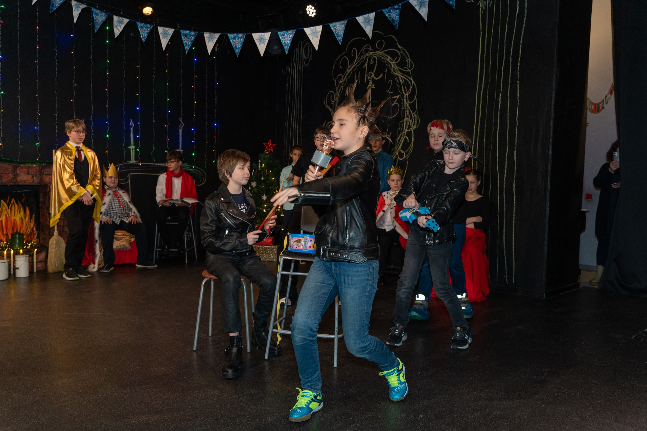 Новый год школы Фрактал. Фотограф в Санкт-Петербурге, фотодни в СПБ