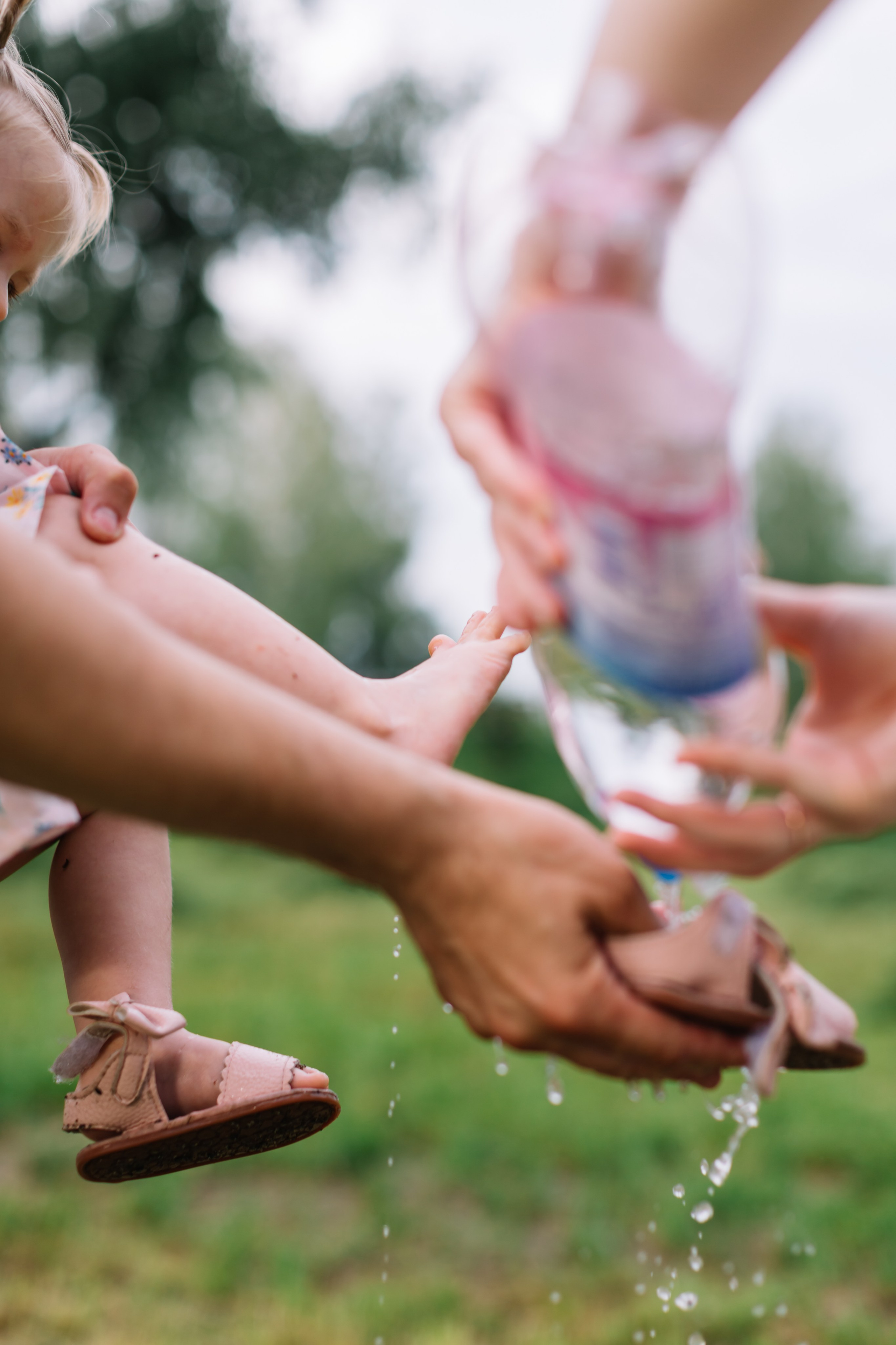 алёна малахова фотограф новосибирск семейный детский домашняя фотосессия в новосибирске день рождения репортажная съёмка фотосессия с лошадьми на конюшне деревня алтай  на природе фотосессия в детском саду мама и сын предложение руки и сердца идея  помолвка фотосессия берег закат детский день рождения годик торт аниматор лофт игровая продолжение следует prodoljenie_sleduet_  корпоратив тимбилдинг первоклашка линейка  контент  бизнес портрет оперный новат франция берет весна девушка мама и дочь мать и дитя