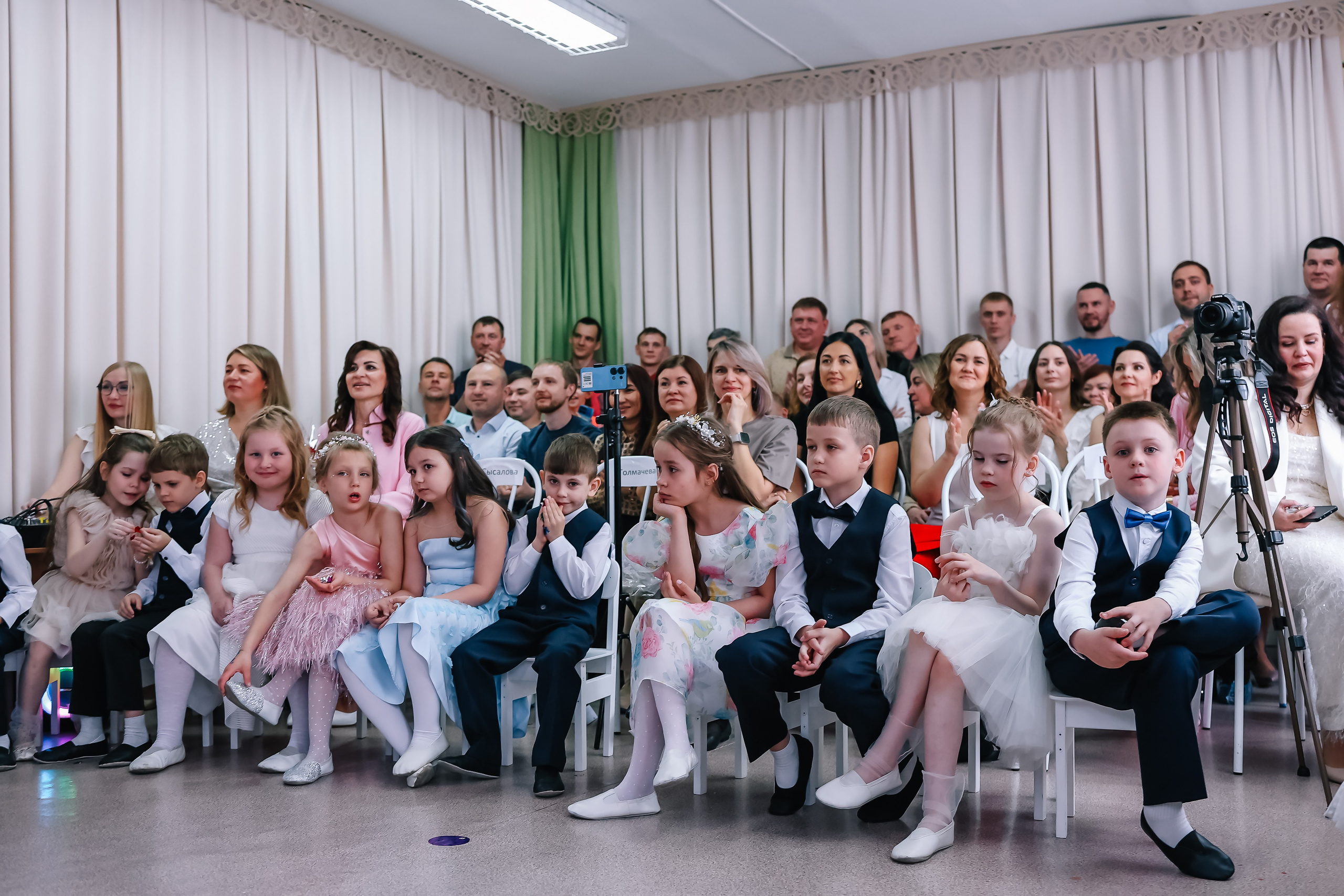 Семейный и детский женский фотограф в Новосибирске | Алёна Малахова продолжение следует  выпускные альбомы