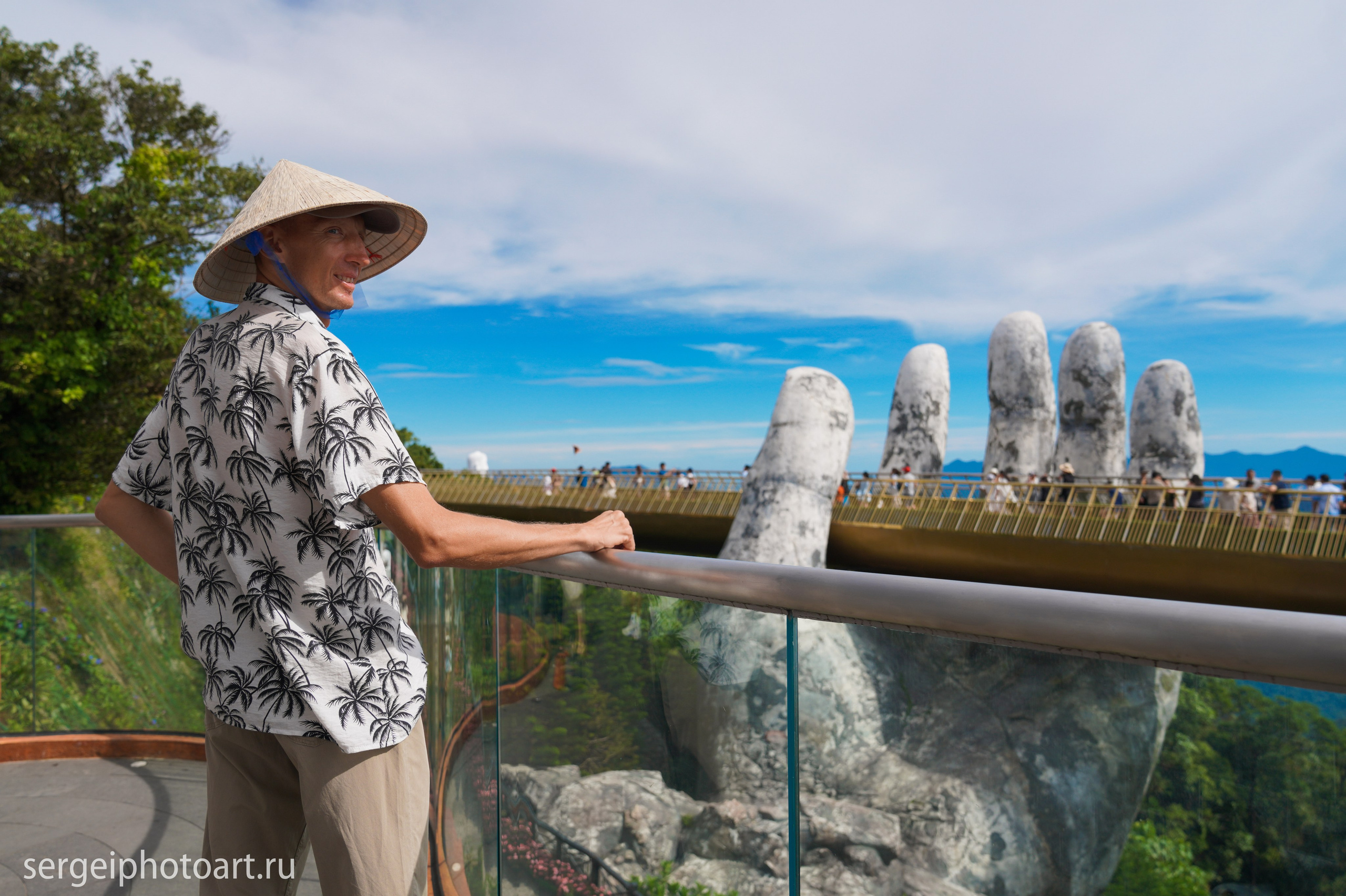 Ба На Хилс Руки Бога Золотой мост. Фотограф Сергей Кишкель Дананг Нячанг Фукуок