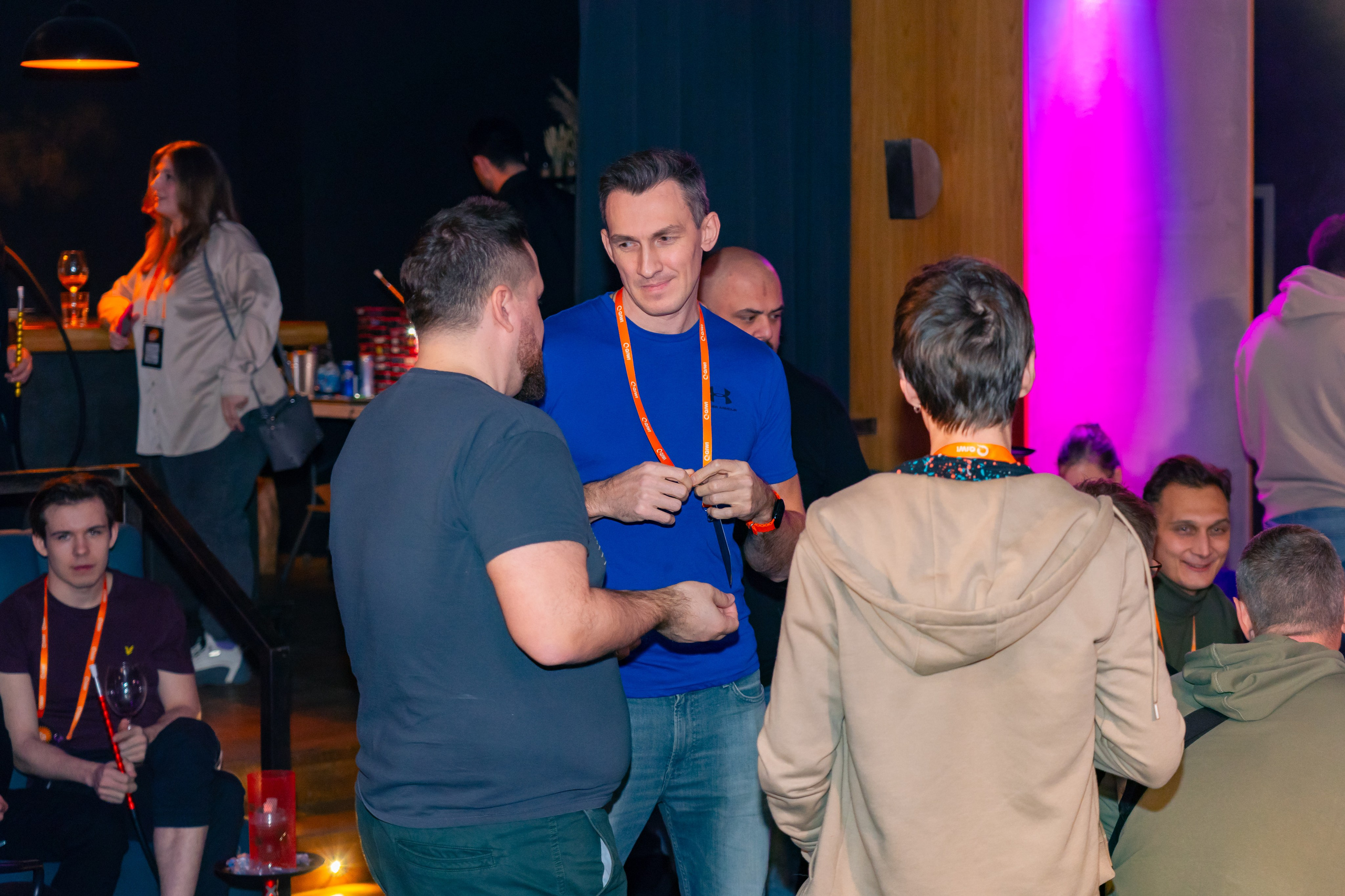 QIWI Server Party. Главная