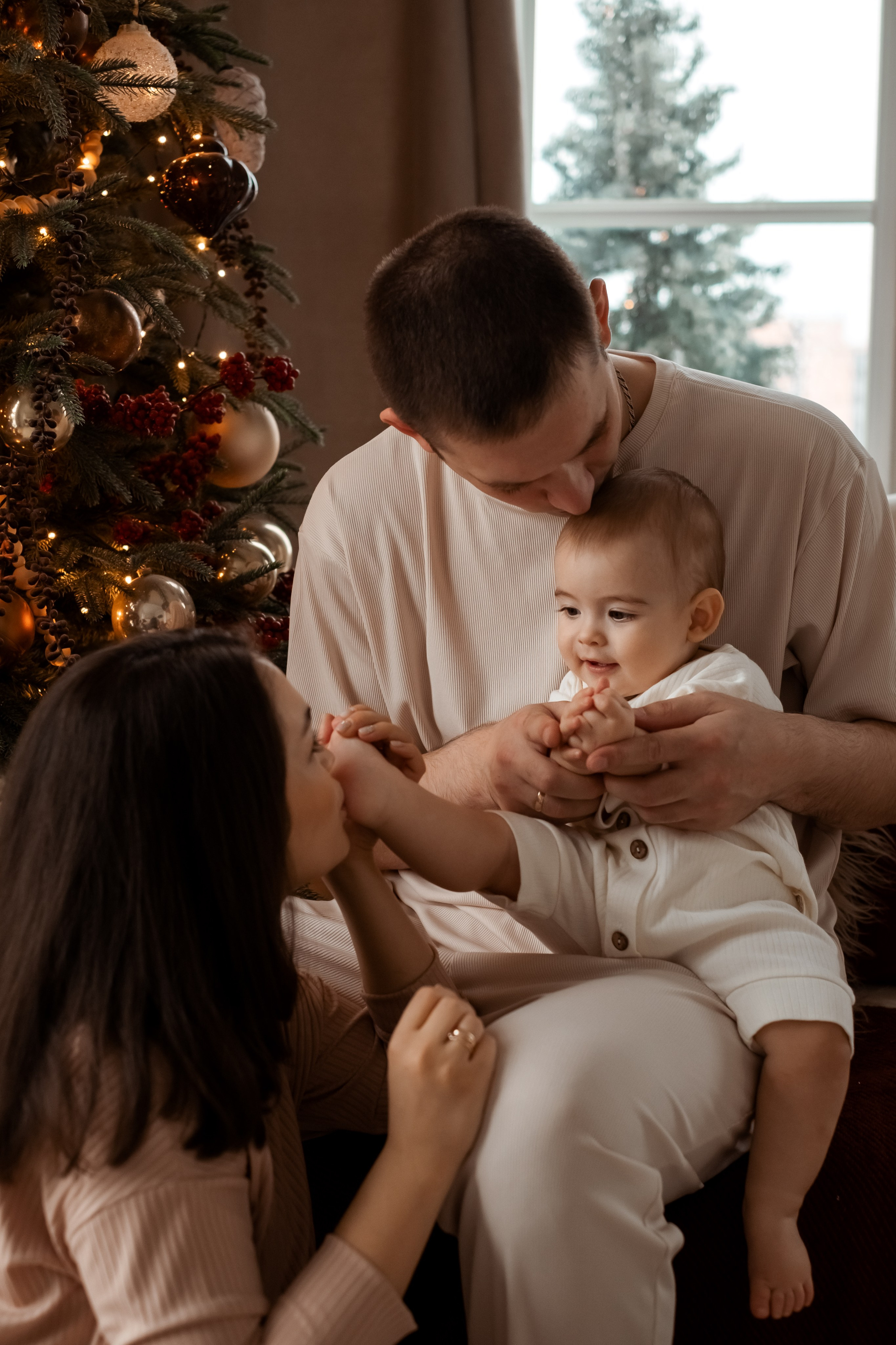 Семейная новогодняя фотосессия. Семейный и детский фотограф в Мелитополе /Наталья Зацеркляная