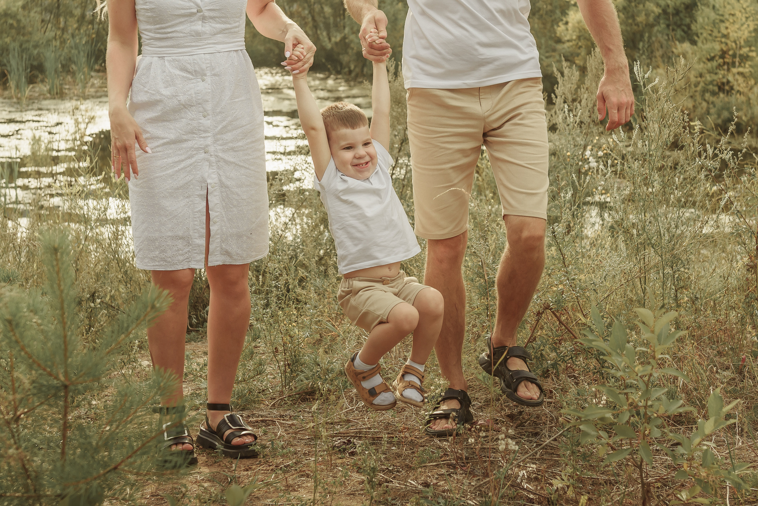 Семейная фотосессия на природе. Семейный фотограф в Братске Маклакова Татьяна