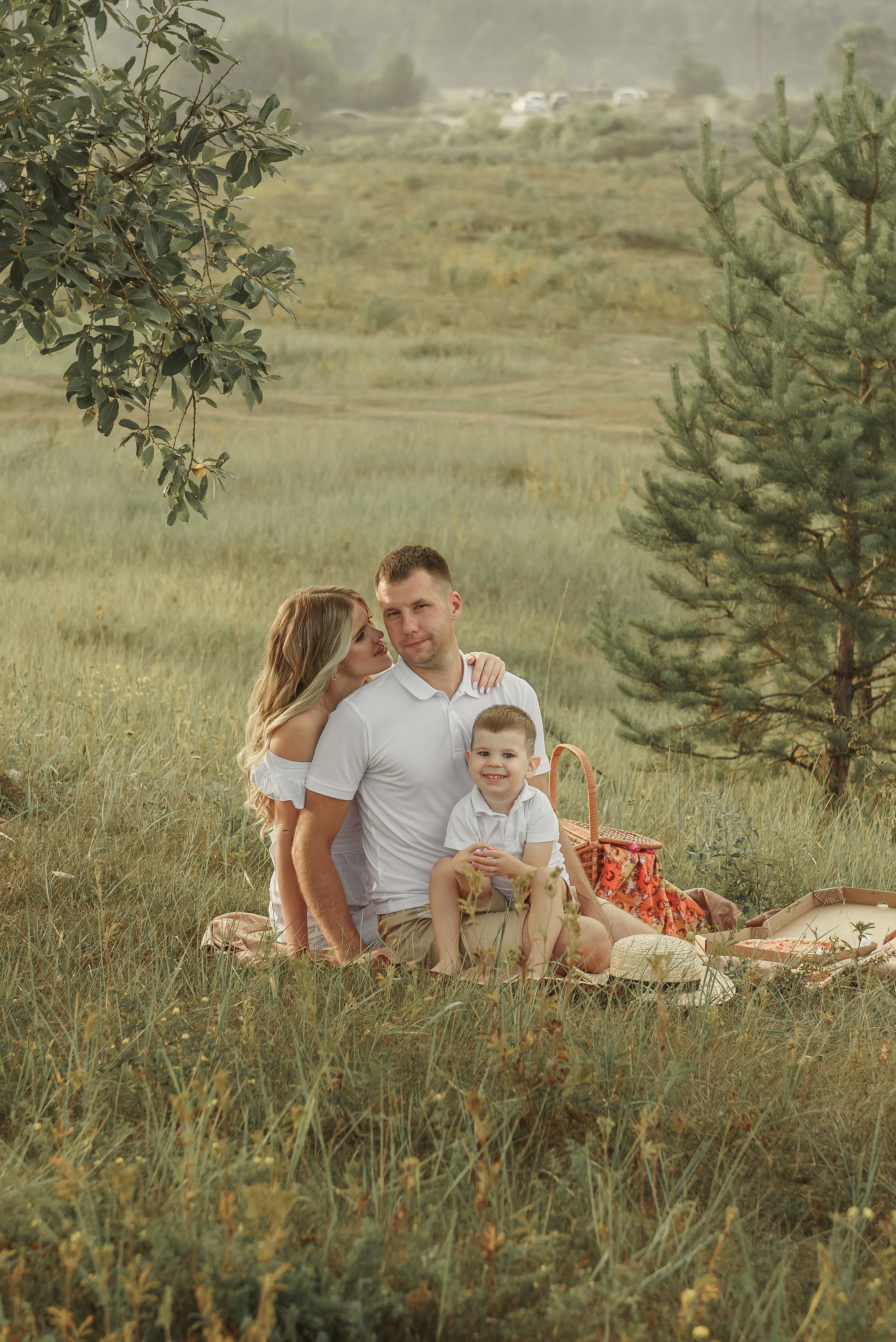 Семейная фотосессия на природе. Семейный фотограф в Братске Маклакова Татьяна