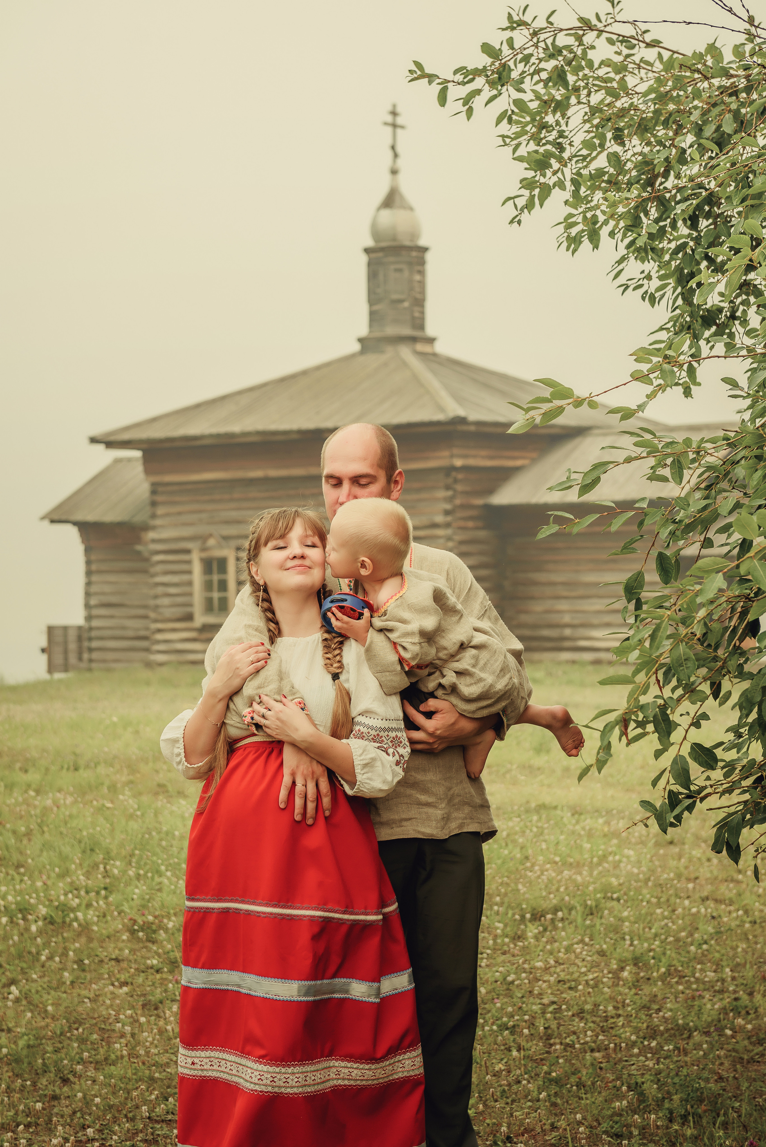 Семейная фотосессия на природе. Семейный фотограф в Братске Маклакова Татьяна