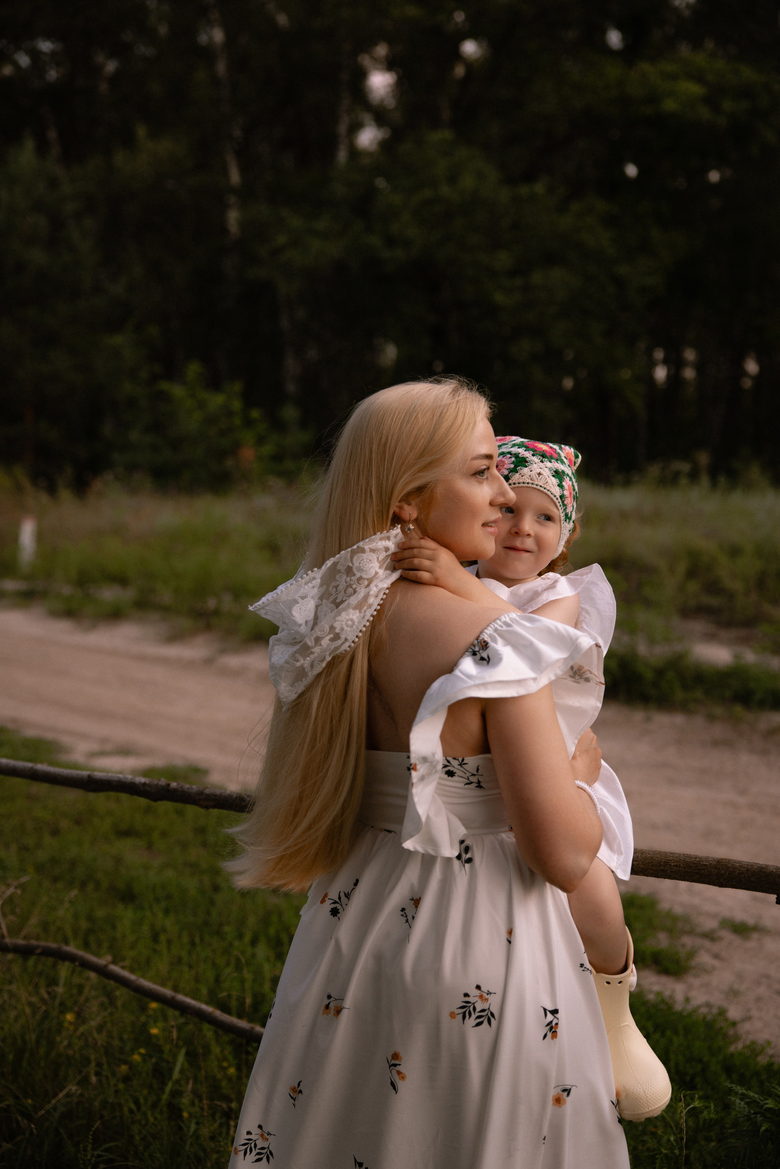 Маша и Стеша. Семейный фотограф Губкин/Старый Оскол