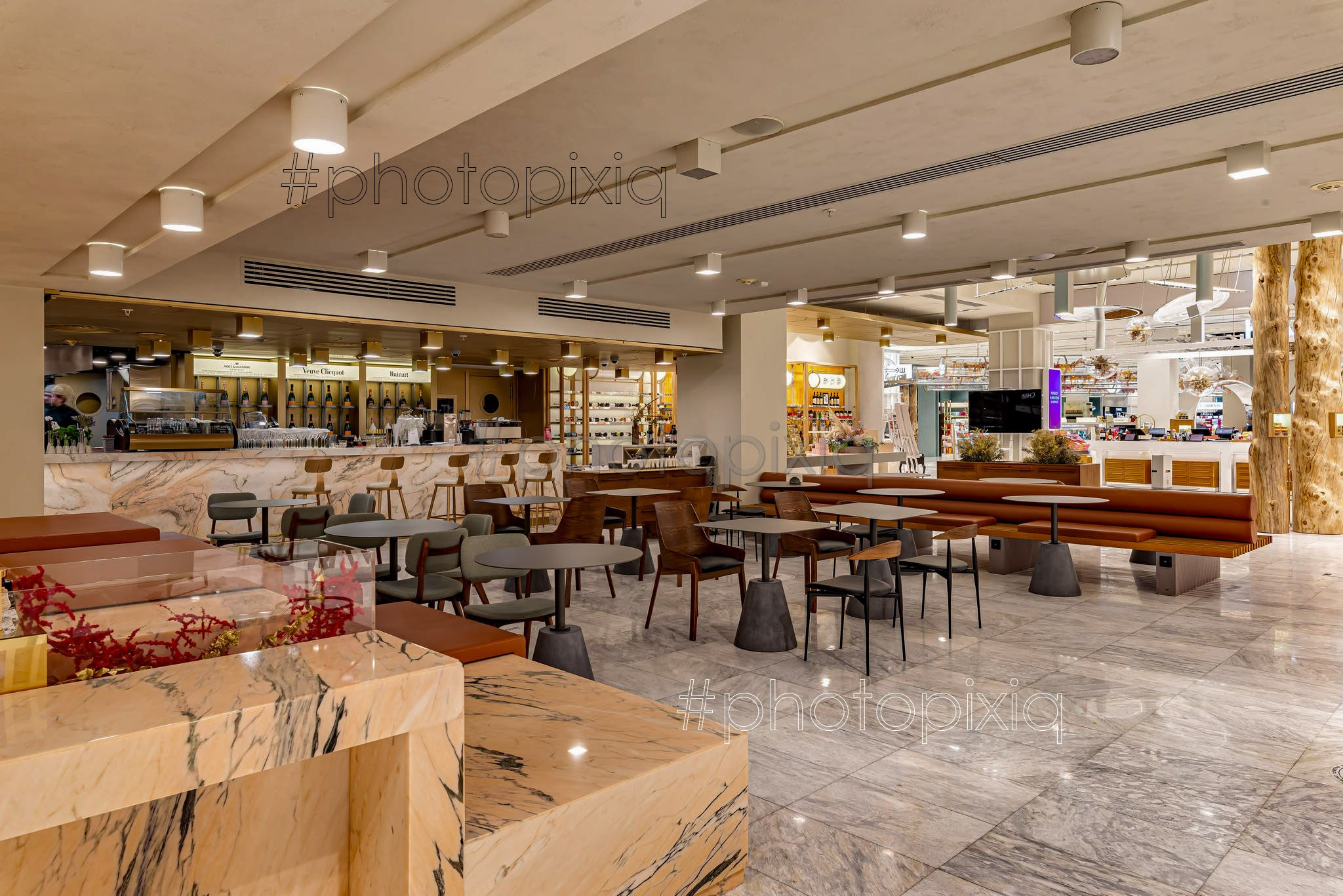 Интерьерная съёмка магазина парфюмерии и косметики Рив Гош. Интерьерная съёмка и виртуальные туры — Интерьерный фотограф Кузнецов Сергей (photopixiq)