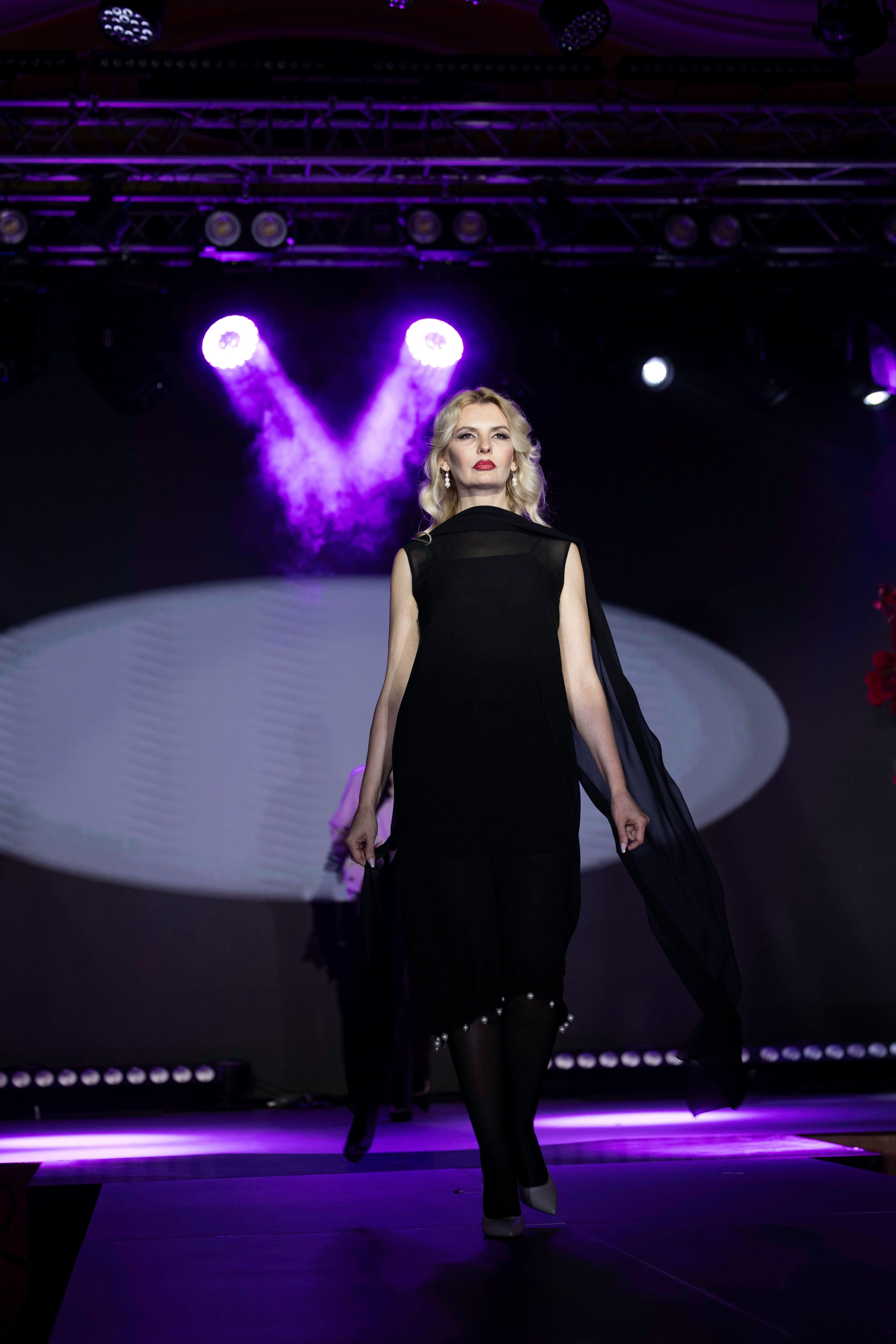 Модный показ «ИСКУШЕНИЕ» Казино Шамбала. Фотограф Olya Posnimay