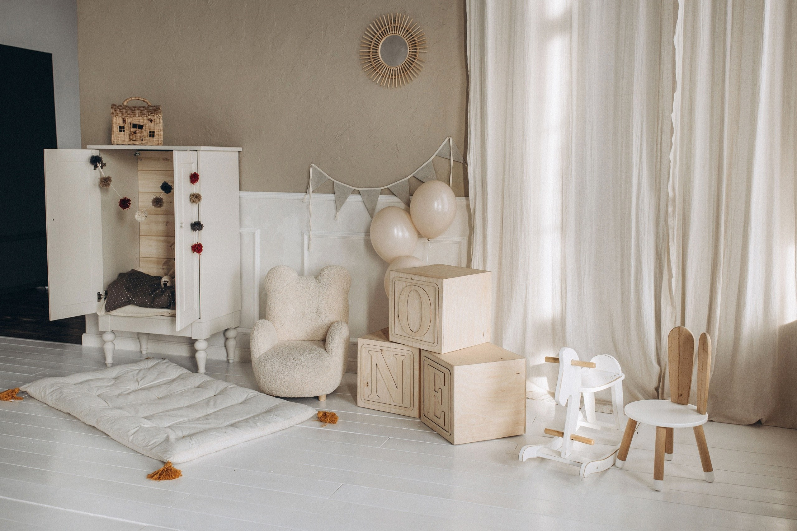 Студия Истории зал Мидл, 1700 руб. в час. Классный фотограф Красноярска Васильева Ирина