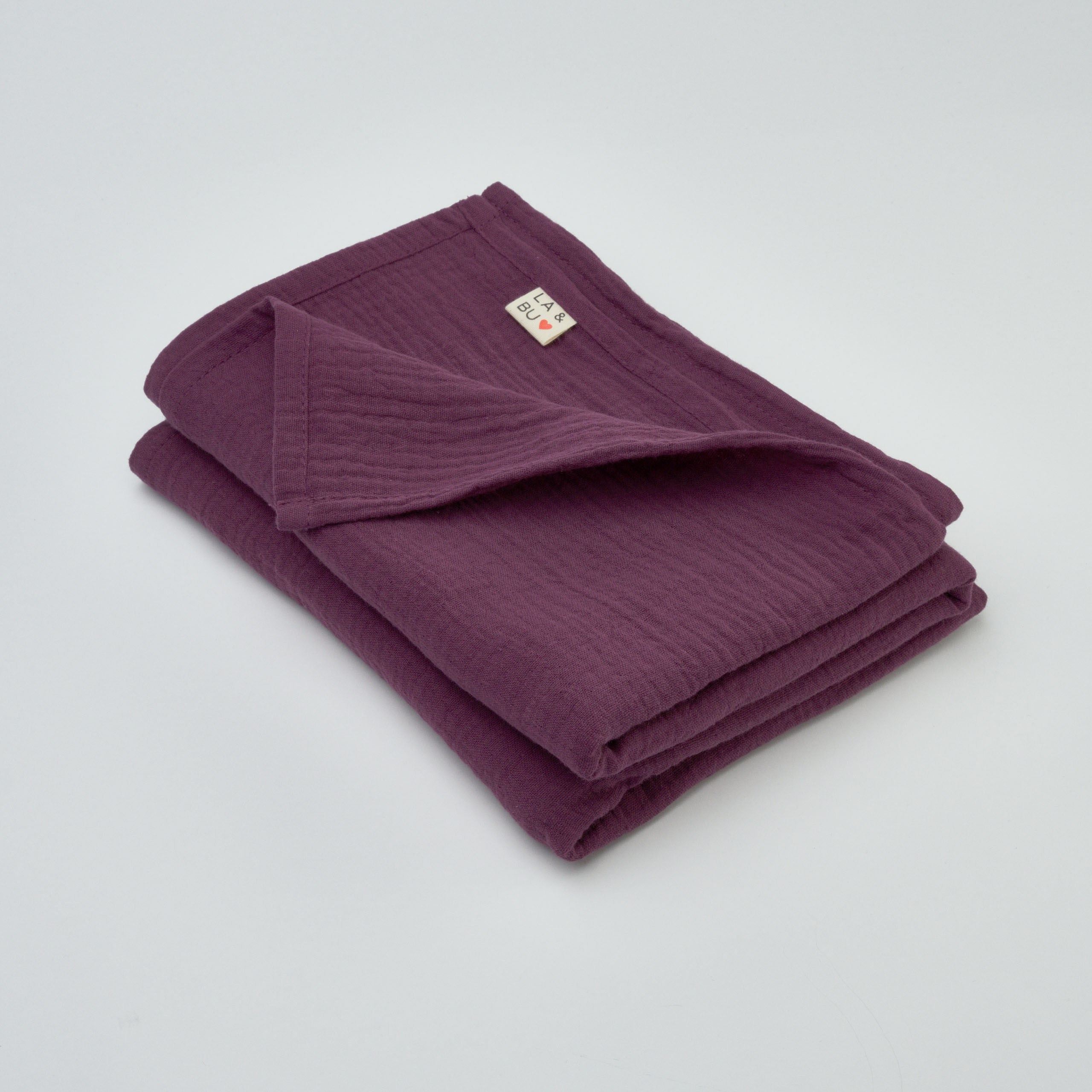 Предметные съёмки товаров для дома и кухни, изделий из ткани и прочих хозяйственных принадлежностей