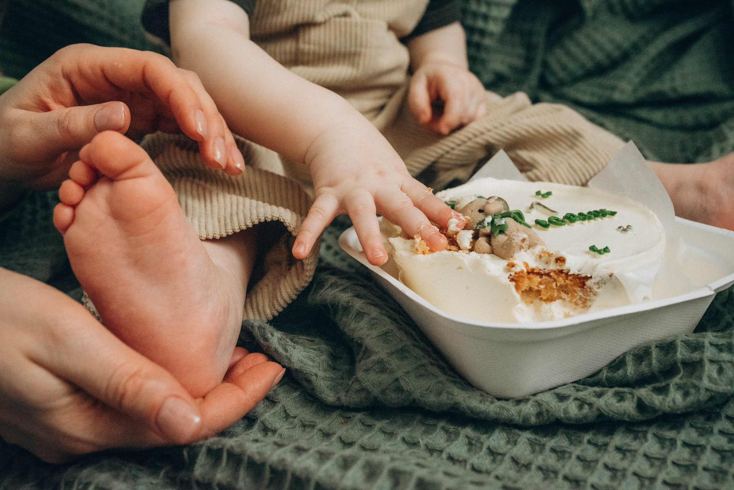 Семейная фотосессия ко дню рождения малыша. Семейный фотограф в Железнодорожном Масаева Елена