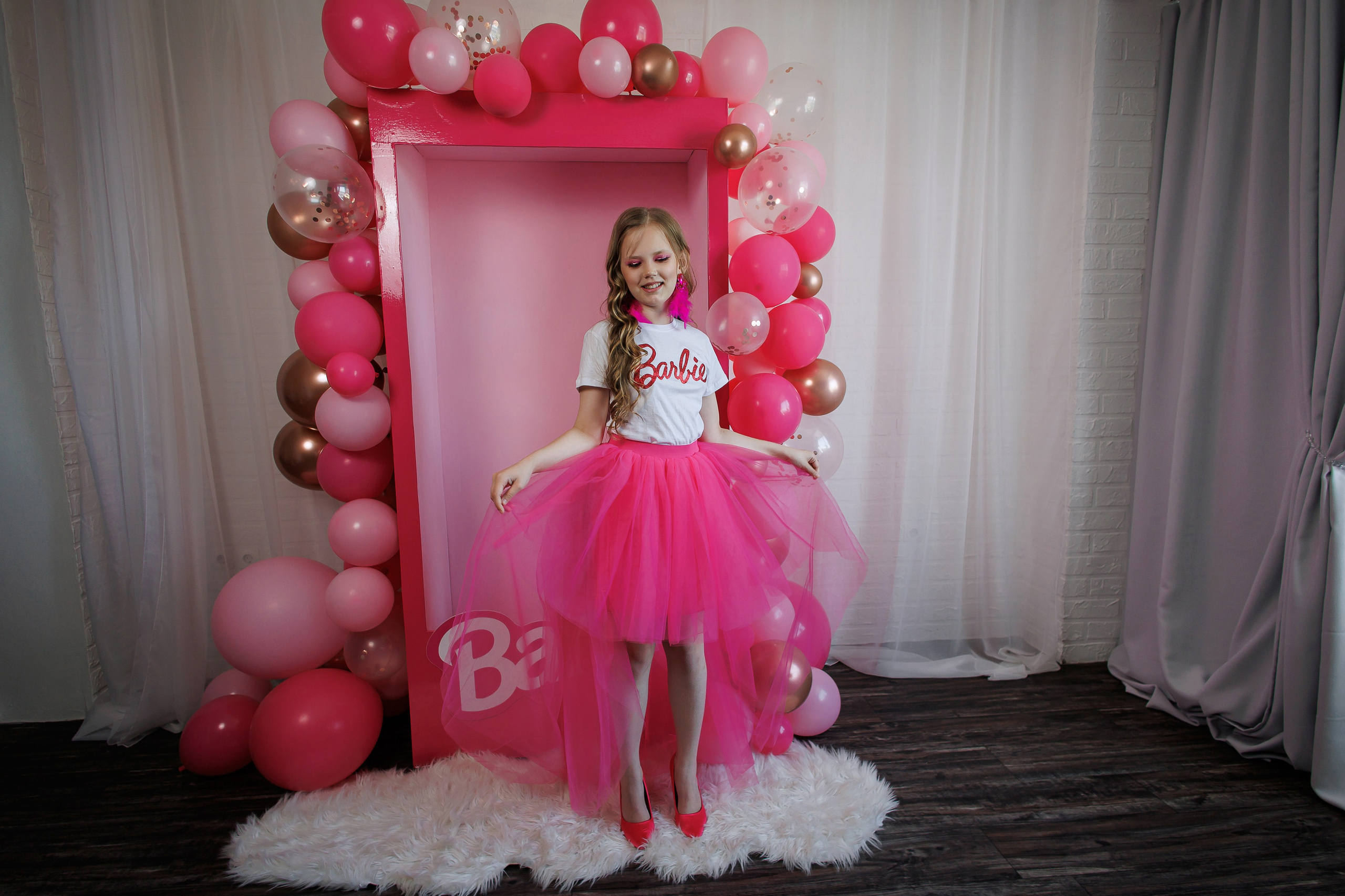 Ваши фотографии. Интерьерная фотостудия Background в Омске