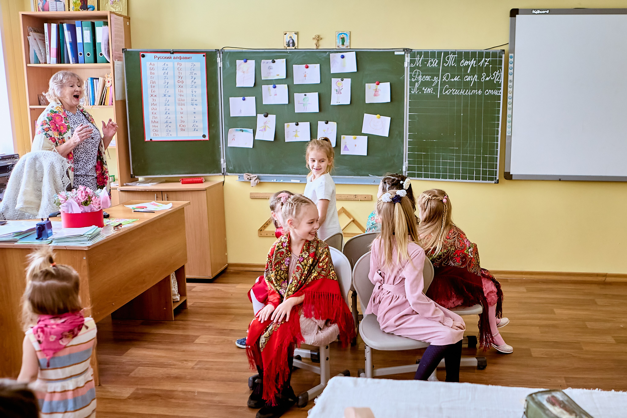 ШИРОКАЯ МАСЛЕНИЦА фотографии с праздника 1 А класса