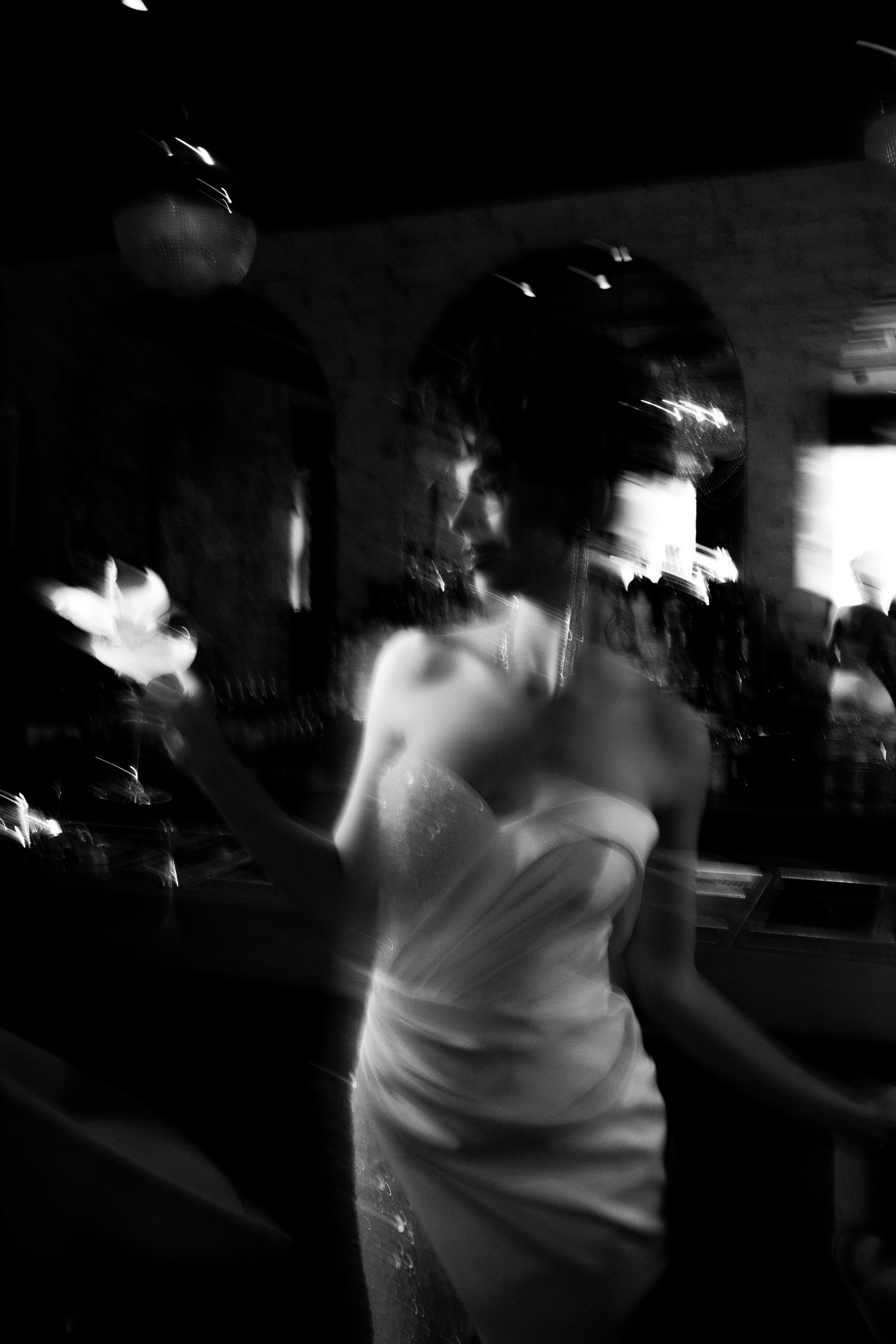 Свадебная серия в баре. Свадебный и семейный фотограф  во Владивостоке Ольга Украинец