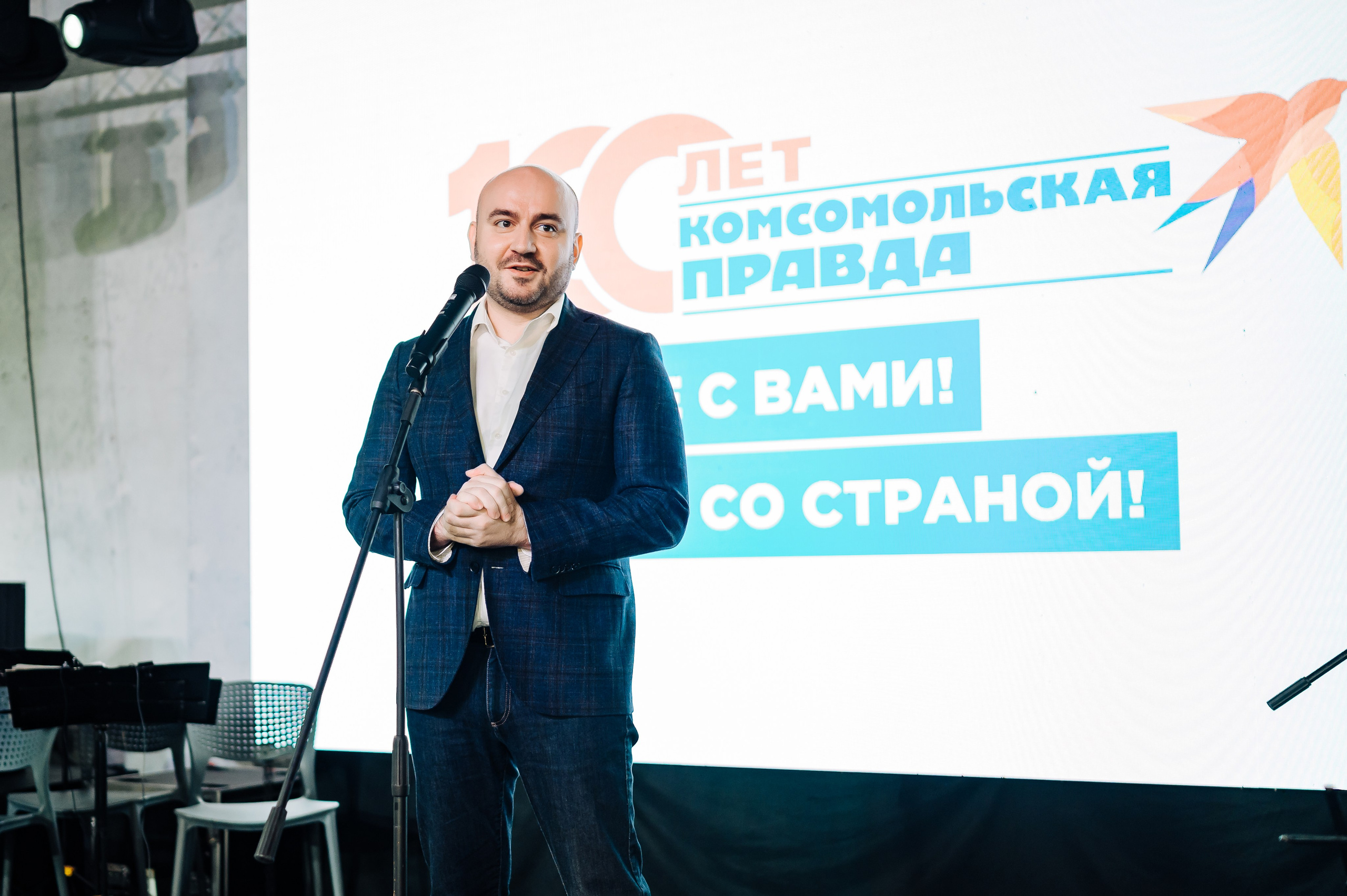 Белый бал в честь столетия Комсомольской правды. Фотограф Елена Афанасьева