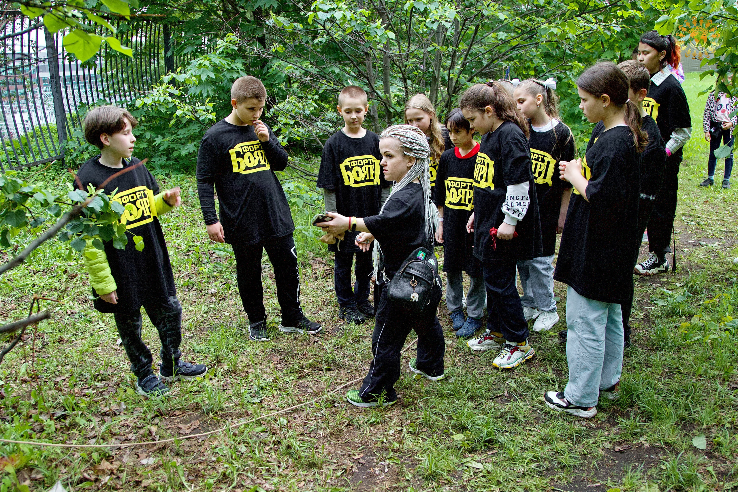Выпускной 2023 (Школа 1195, 4-й класс). Репортажная съемка в Москве и области. Анималистика