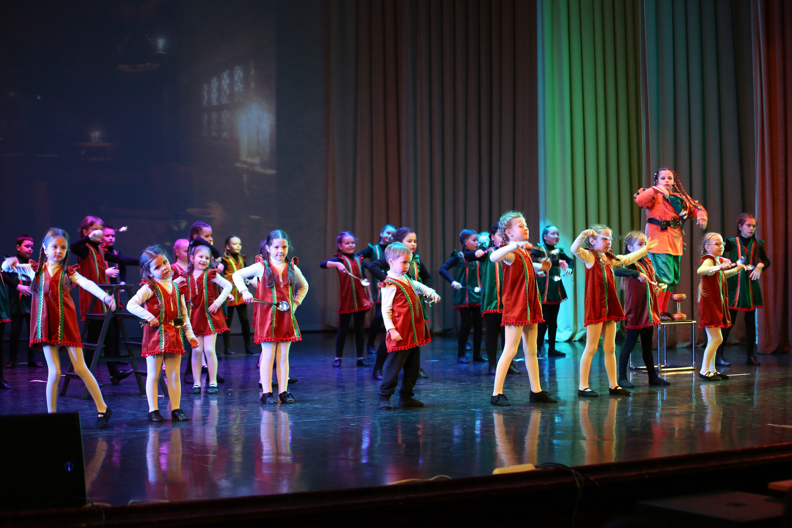 ТС ФАНТАЗИЯ — БЕНЕФИС 25 ЛЕТ. Профессиональный фотограф в Мценске и Орловской области