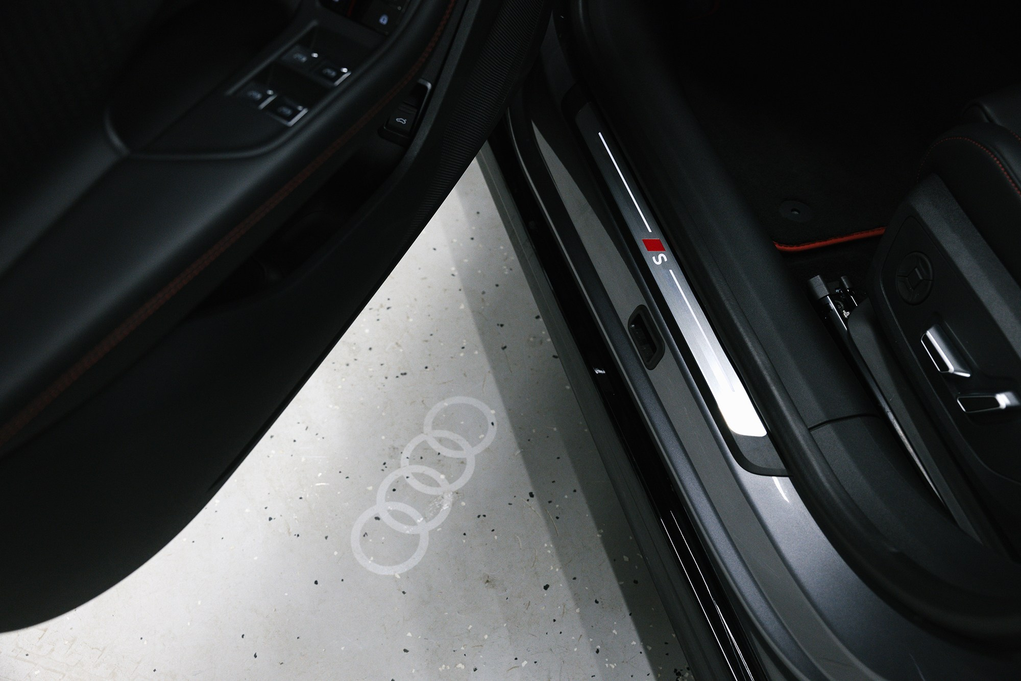 Audi A5  40 TFSI 2.0 quattro S tronic (204 л. с.). Автосалон «Х-Авто»